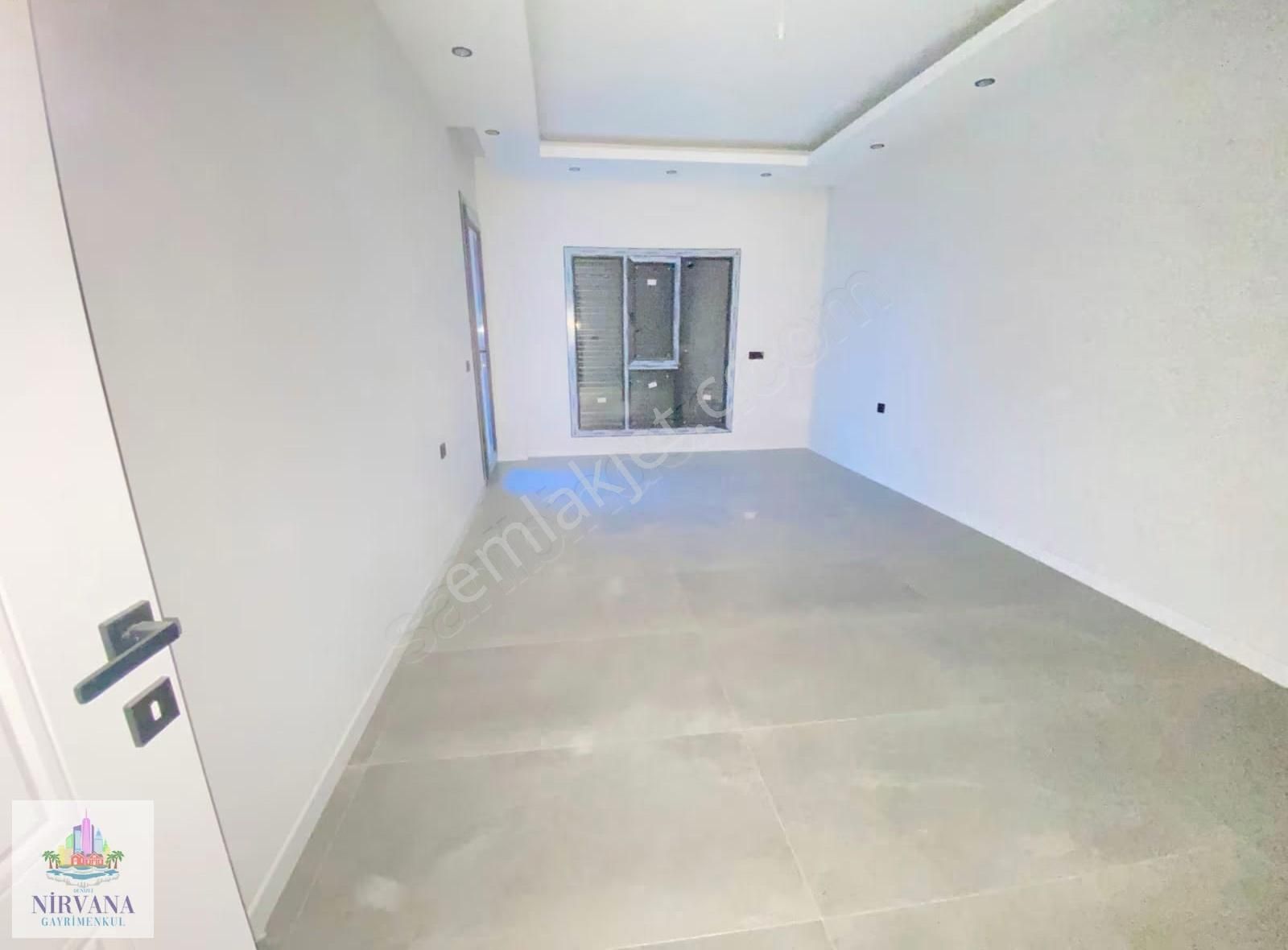 Şemikler'de 3+1 Satılık Arakat Daire, 160 M2 - Görsel 24