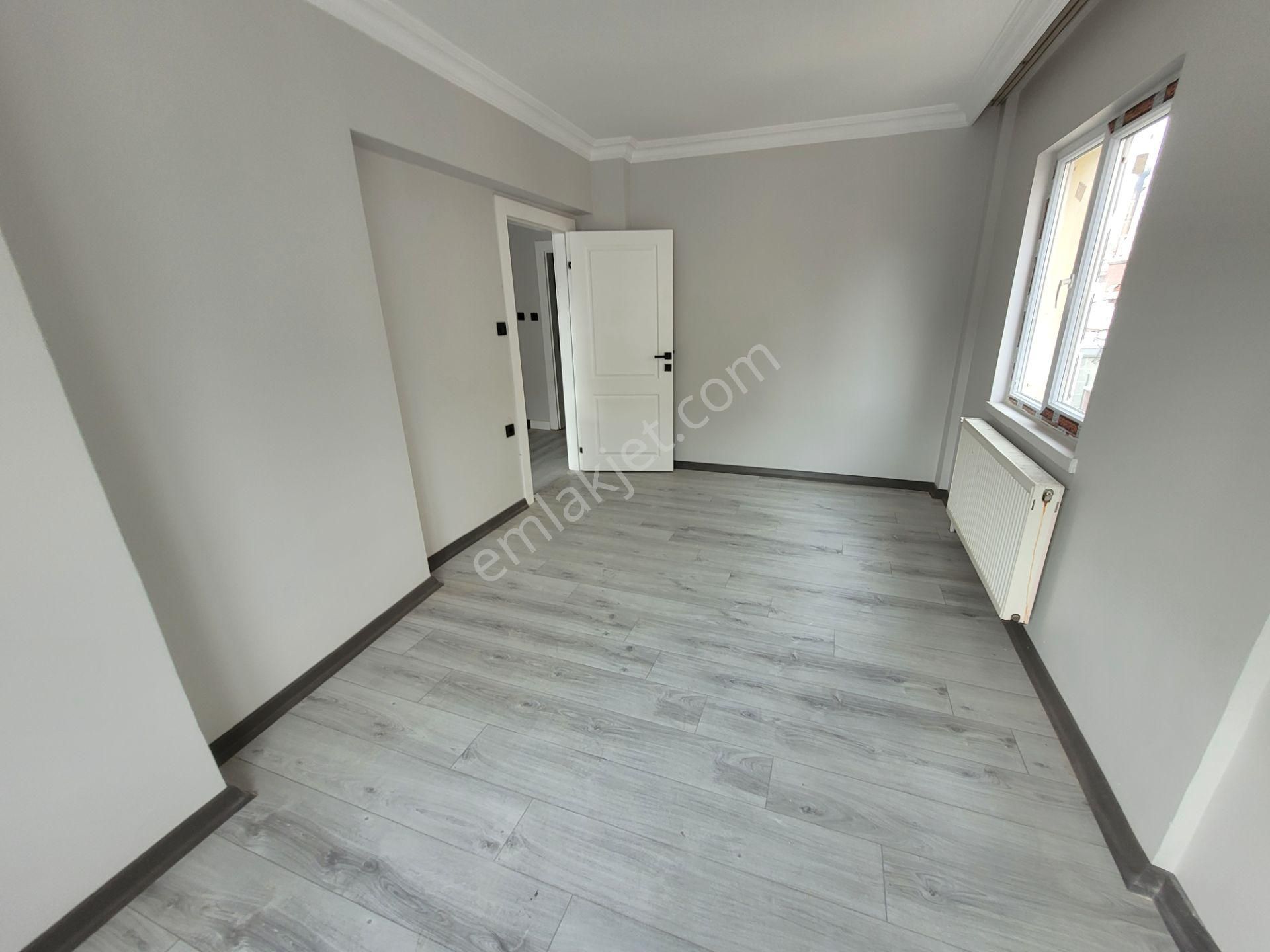 Ahiler'den Merkezi Konumda 4 Oda 1 Salon Dubleks Daire - Görsel 24