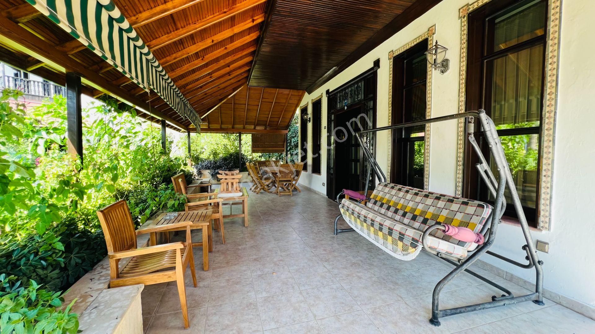 Kemer Kiriş'te Dağ Manzaralı Site İçinde Satılık Müstakil Villa - Görsel 9