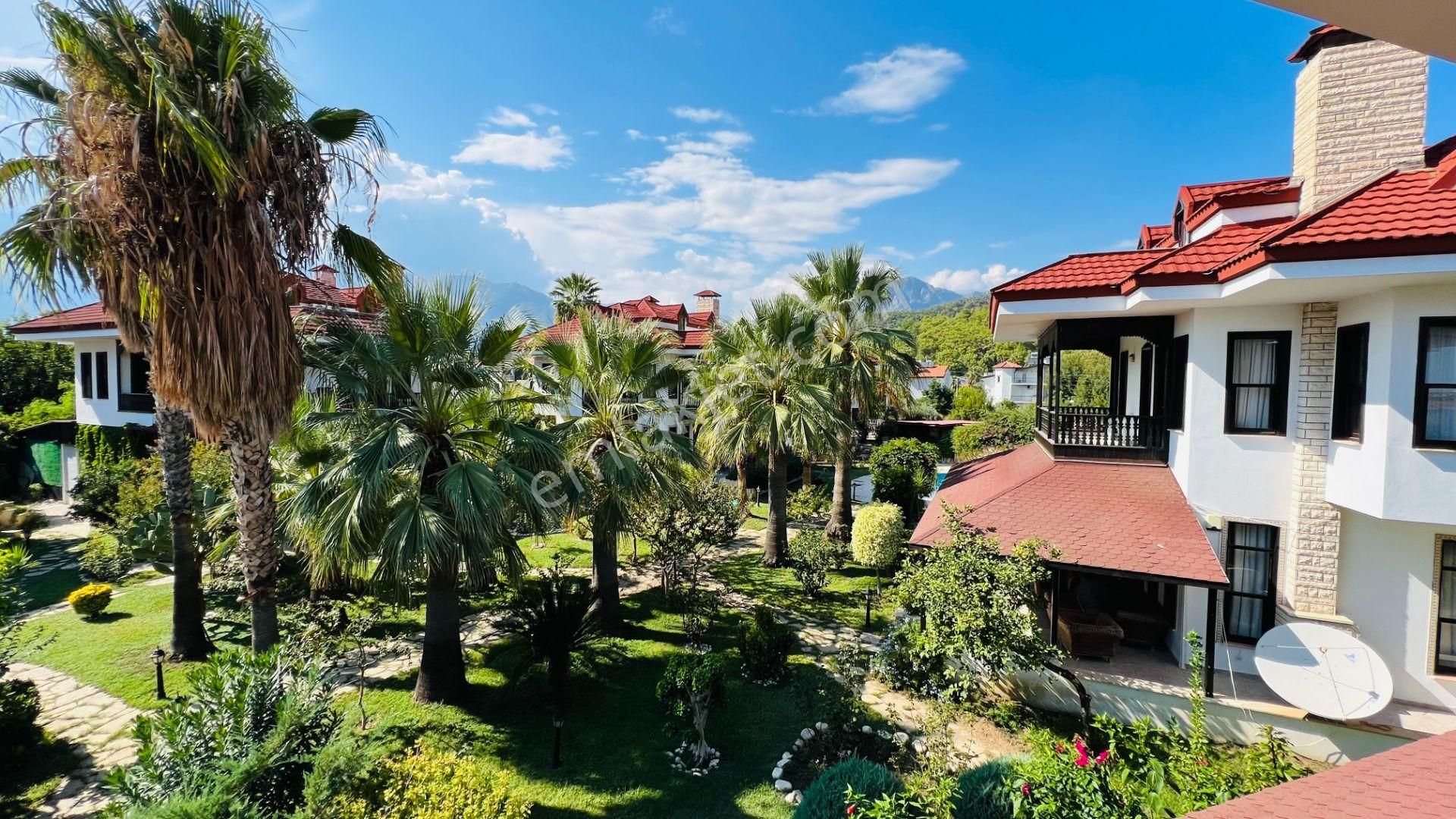 Kemer Kiriş'te Dağ Manzaralı Site İçinde Satılık Müstakil Villa - Görsel 6