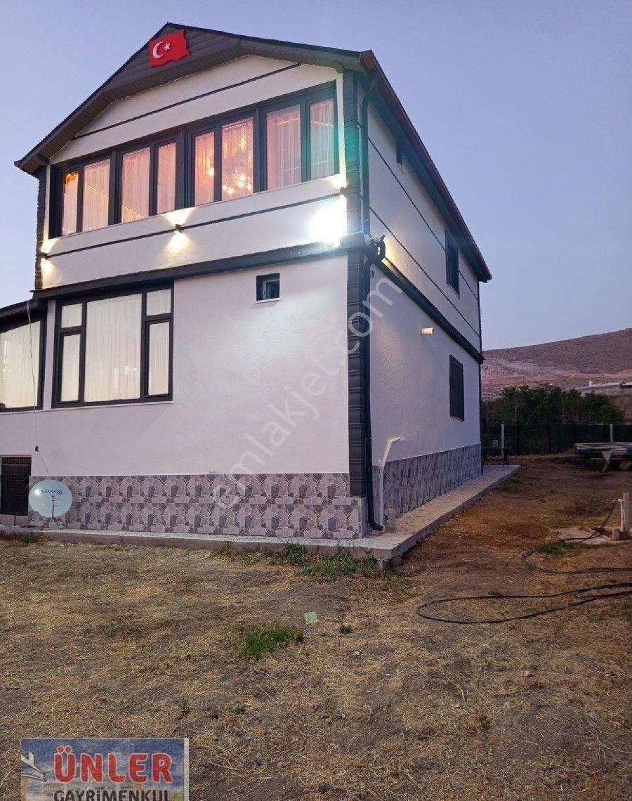 Halkapınar Baraj Manzaralı Eşyalı Villa - Görsel 16