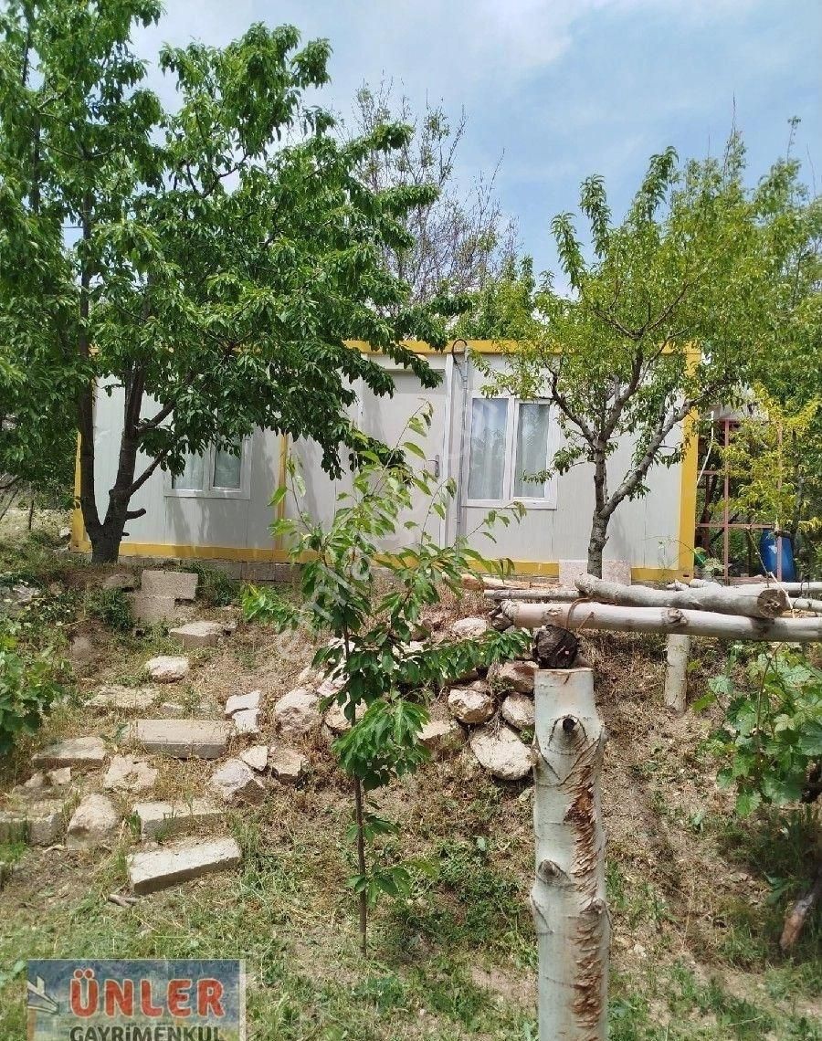 Halkapınar Merkezi Yerde Bahçeli Ev Elektrik Su Aboneliği Mevcut - Görsel 33