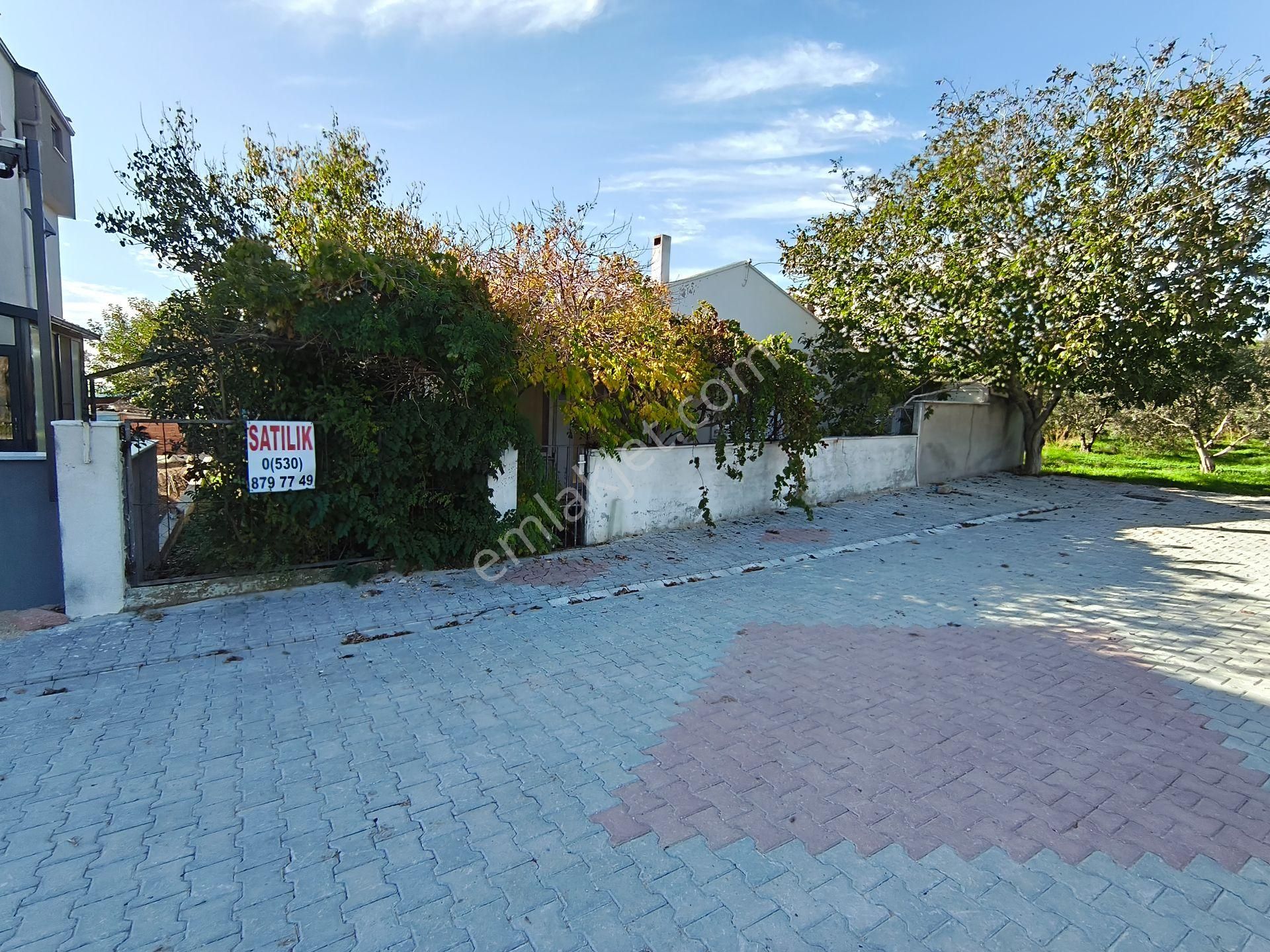 Bulut Yatırımdan 300 M² % 25 İmarlı Merkezi Konumda Ev Ve Arsası - Görsel 7