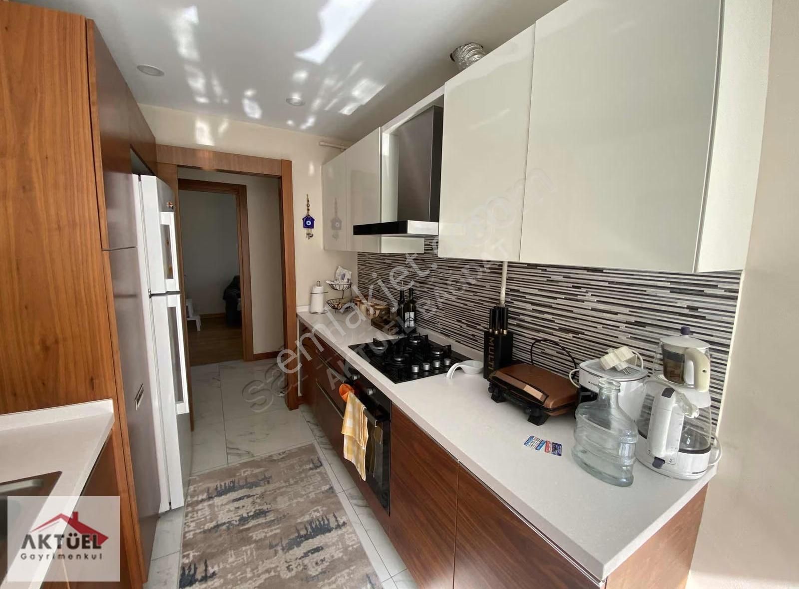 Suadiye'de Bağdata Çok Yakın 7/24 Güvenlikli 140 M2 Balkonlu 3+1 - Görsel 9