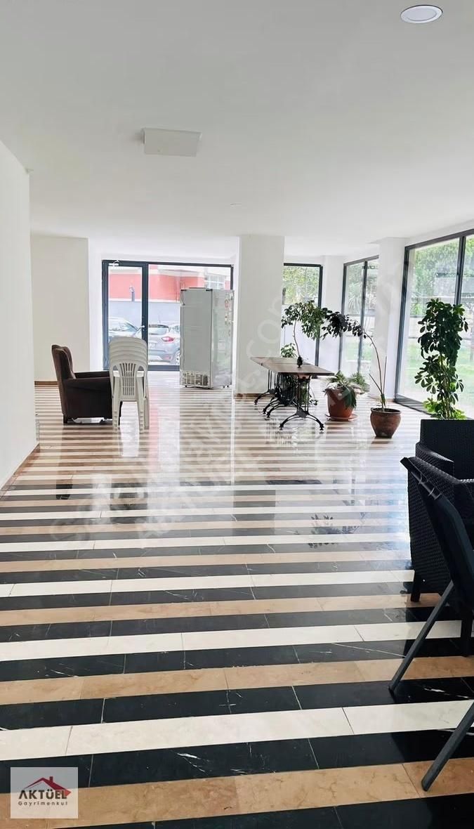 Şaşkınbakkal'da Bağdata 5.binada 175 M2 Deniz Manzaralı Havuzlu - Görsel 12