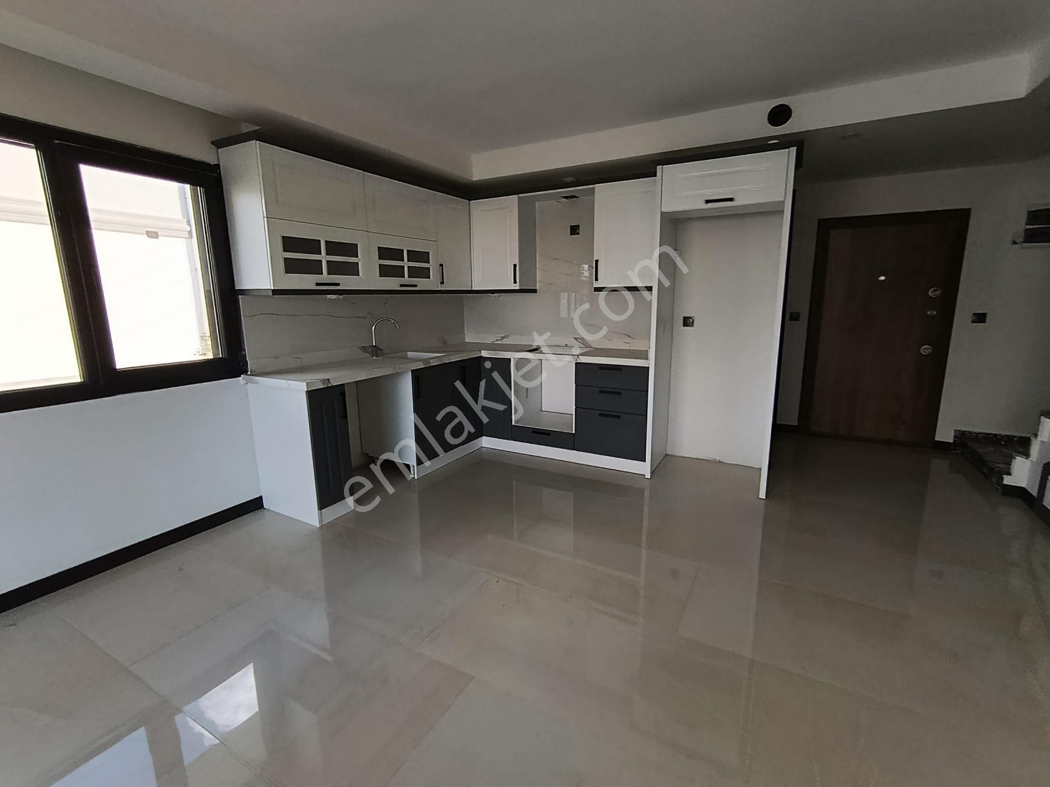 Kuşadası Güzelçamlı’nın En Gözde Konumunda Sıfır 3+1 Villa – Büyük Bahçe, Havuz, 12 Ay Yaşam! - Görsel 8