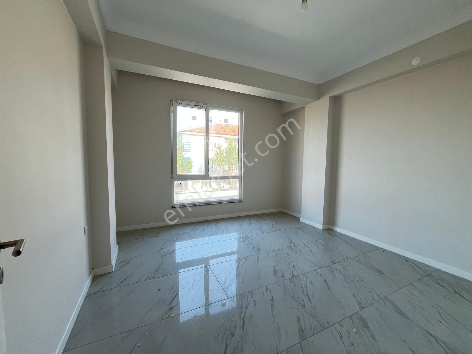Kabakoz'da Şık Ve Modern Müstakil 3+1 Tripleks - Görsel 15