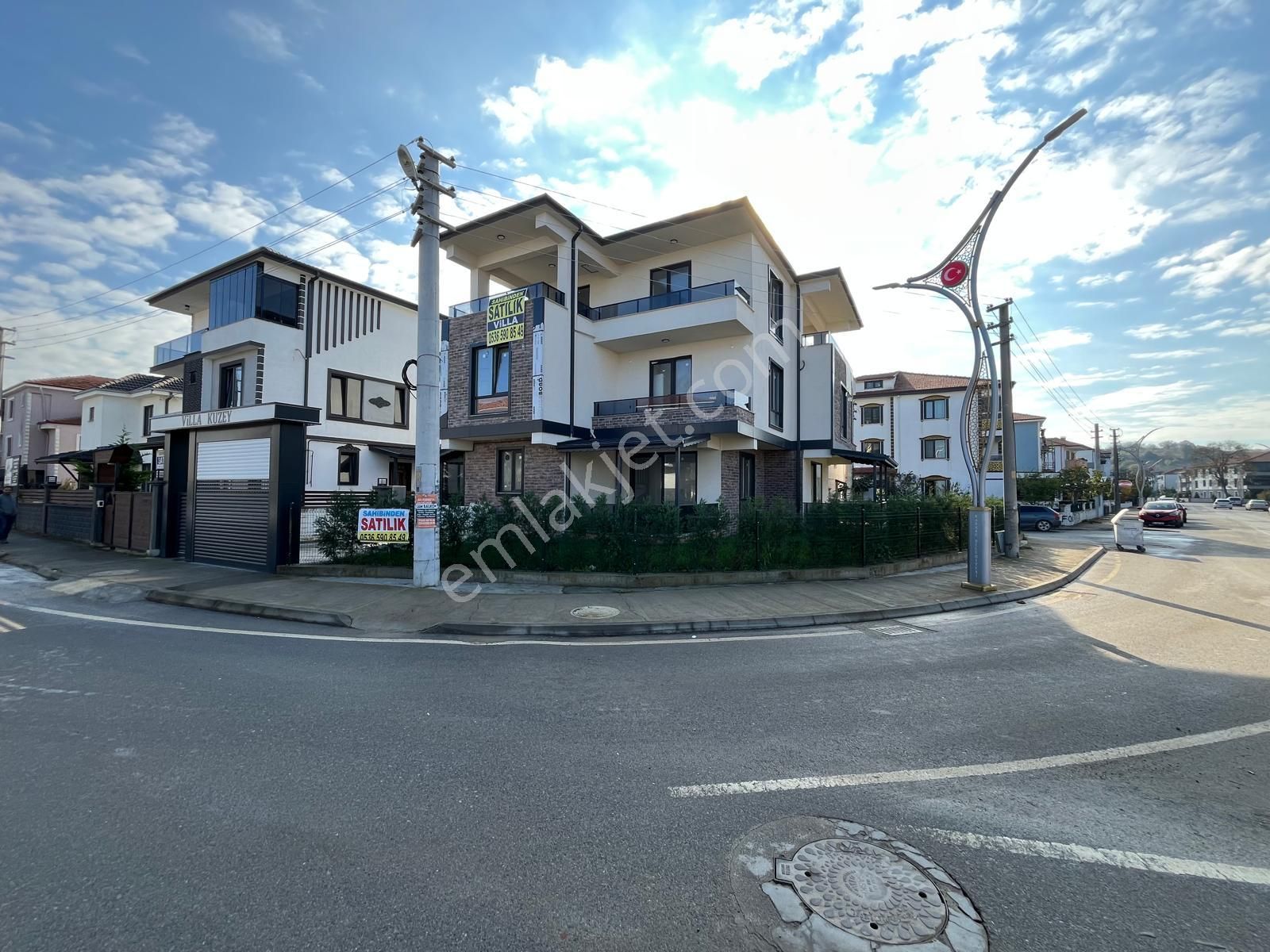 Kabakoz'da Şık Ve Modern Müstakil 3+1 Tripleks - Görsel 28