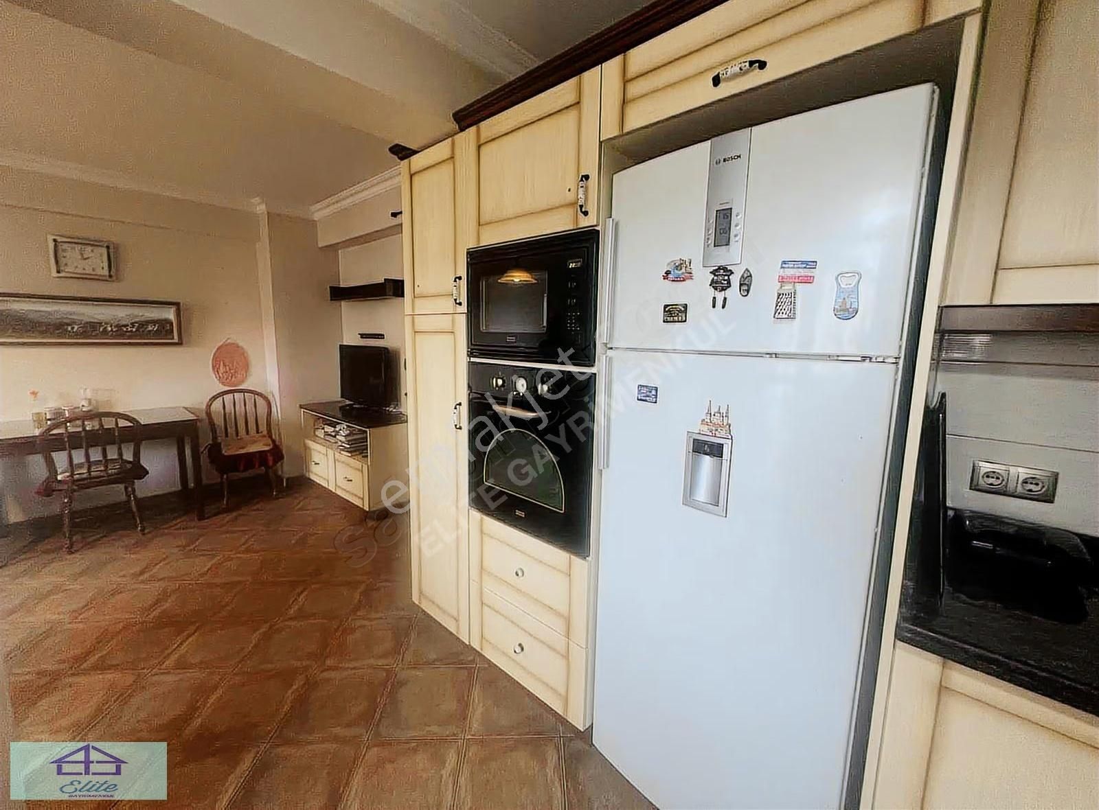 Elite'den Sitede Boğaz Manzaralı Eşyalı Çatı Dubleksi - Görsel 23