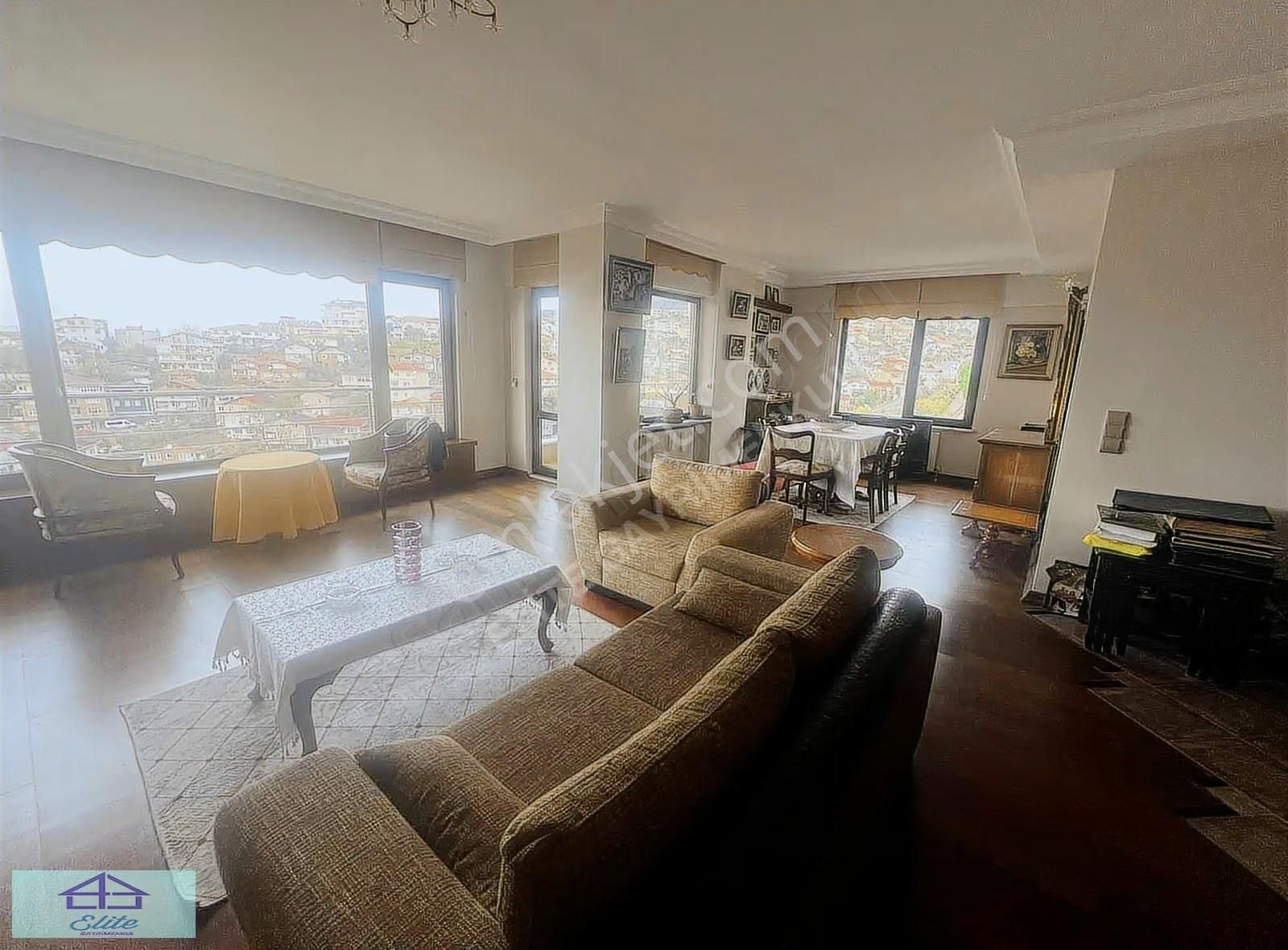 Elite'den Sitede Boğaz Manzaralı Eşyalı Çatı Dubleksi - Görsel 27