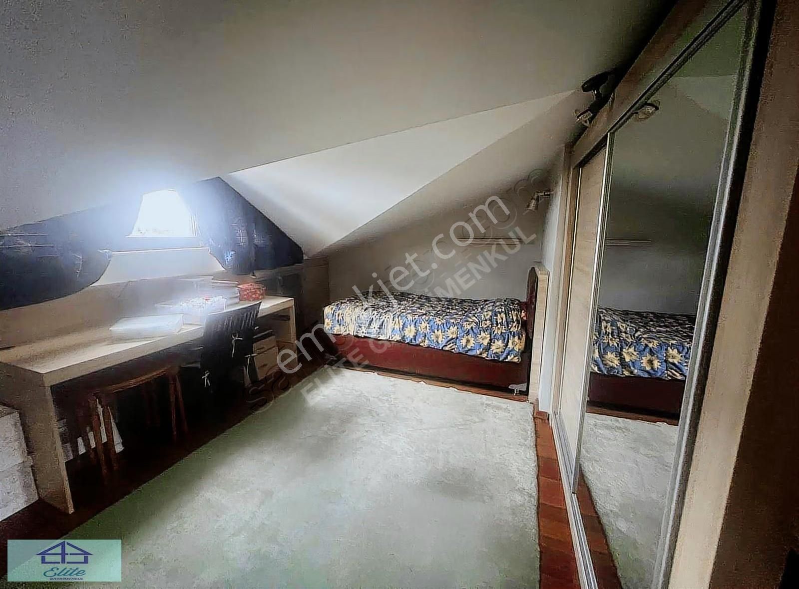 Elite'den Sitede Boğaz Manzaralı Eşyalı Çatı Dubleksi - Görsel 14