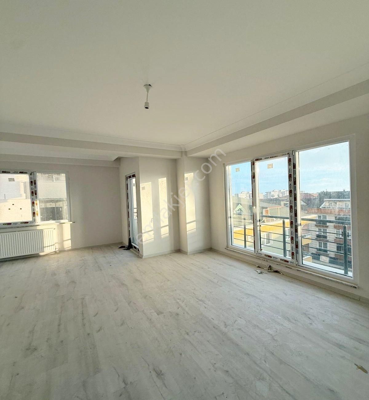 Cihangirde Sıfır 2+1 Ferah Satılık Daire