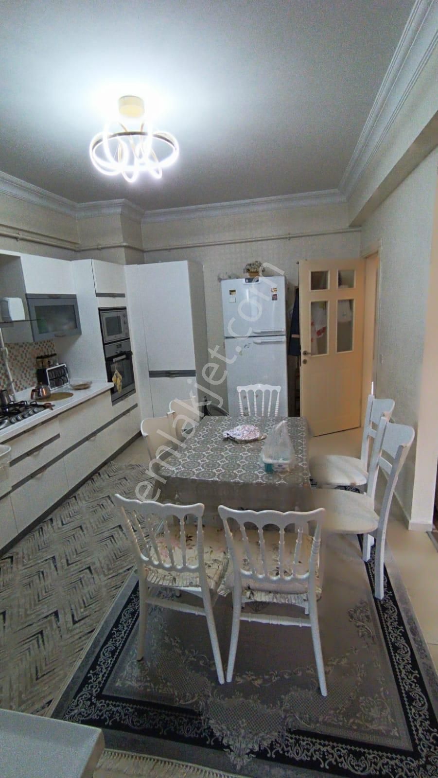 Beyhekim Mh Azra Konutları Yeni Bloklarda 4+1 Geniş Ara Kat Satılık Daire - Görsel 2