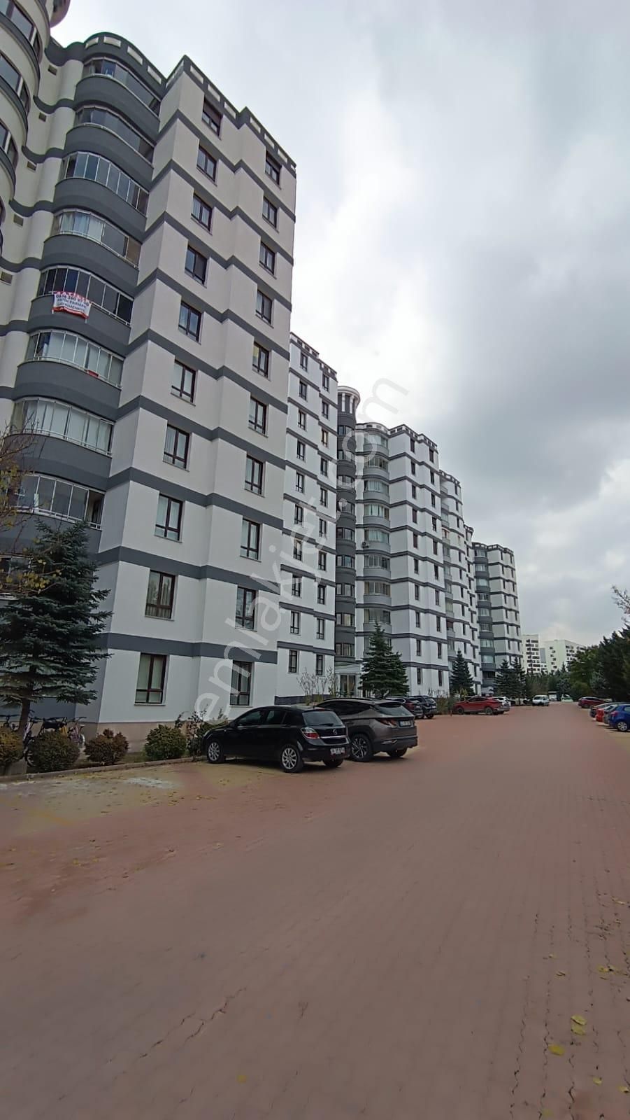 Beyhekim Mh Azra Konutları Yeni Bloklarda 4+1 Geniş Ara Kat Satılık Daire - Görsel 33