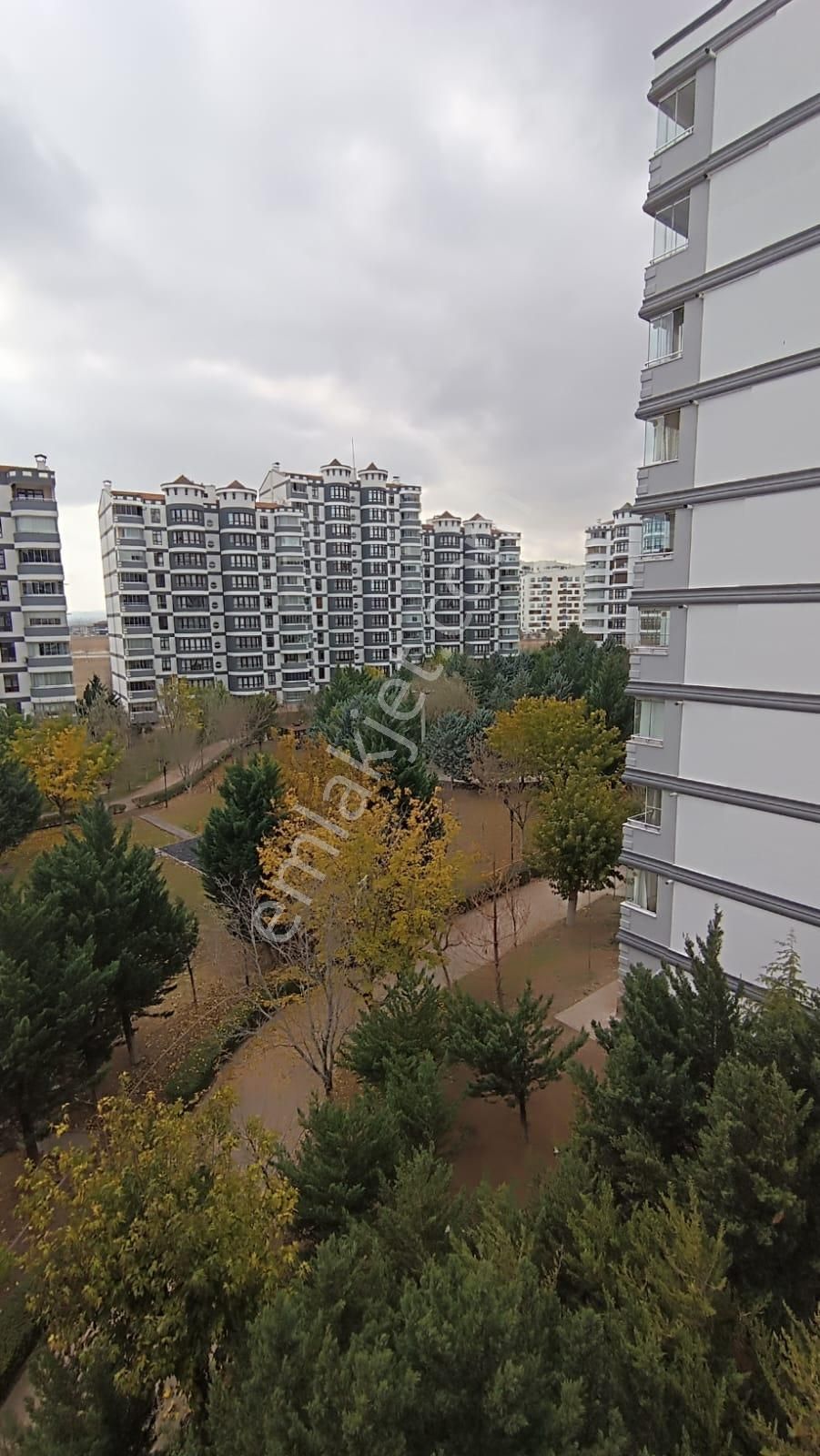 Beyhekim Mh Azra Konutları Yeni Bloklarda 4+1 Geniş Ara Kat Satılık Daire - Görsel 28