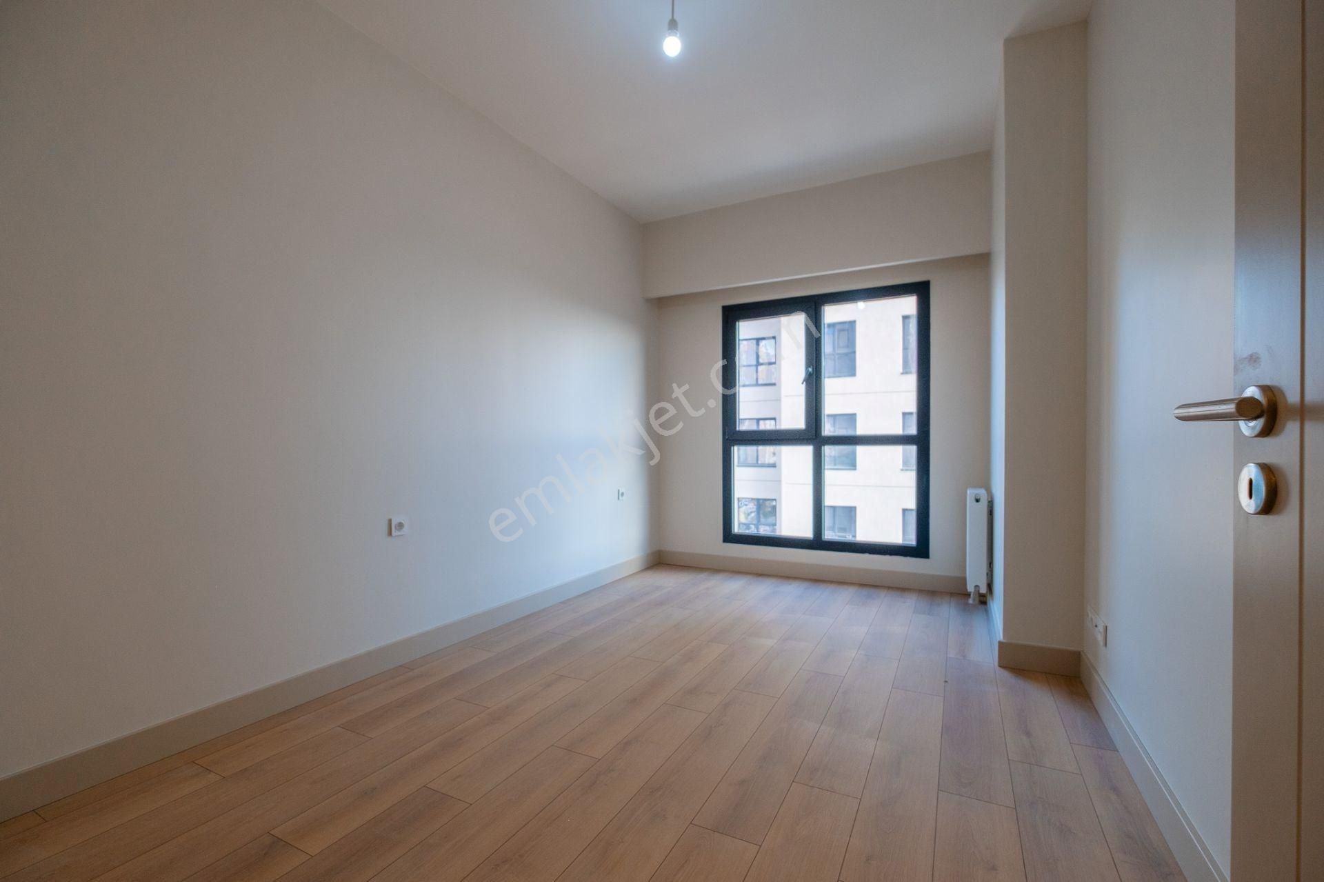 Ispartakule'de Teslime Hazır Senet Vadeli Satılık 3+1 Daire - Görsel 8