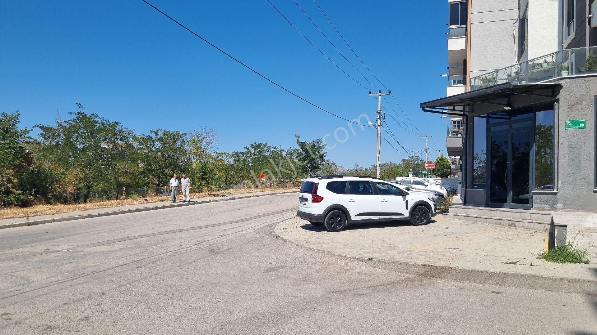 Bursa Osmangazi Geçit Mah. Otoban Cepheli Kiralık Köşe Dükkan - Görsel 8