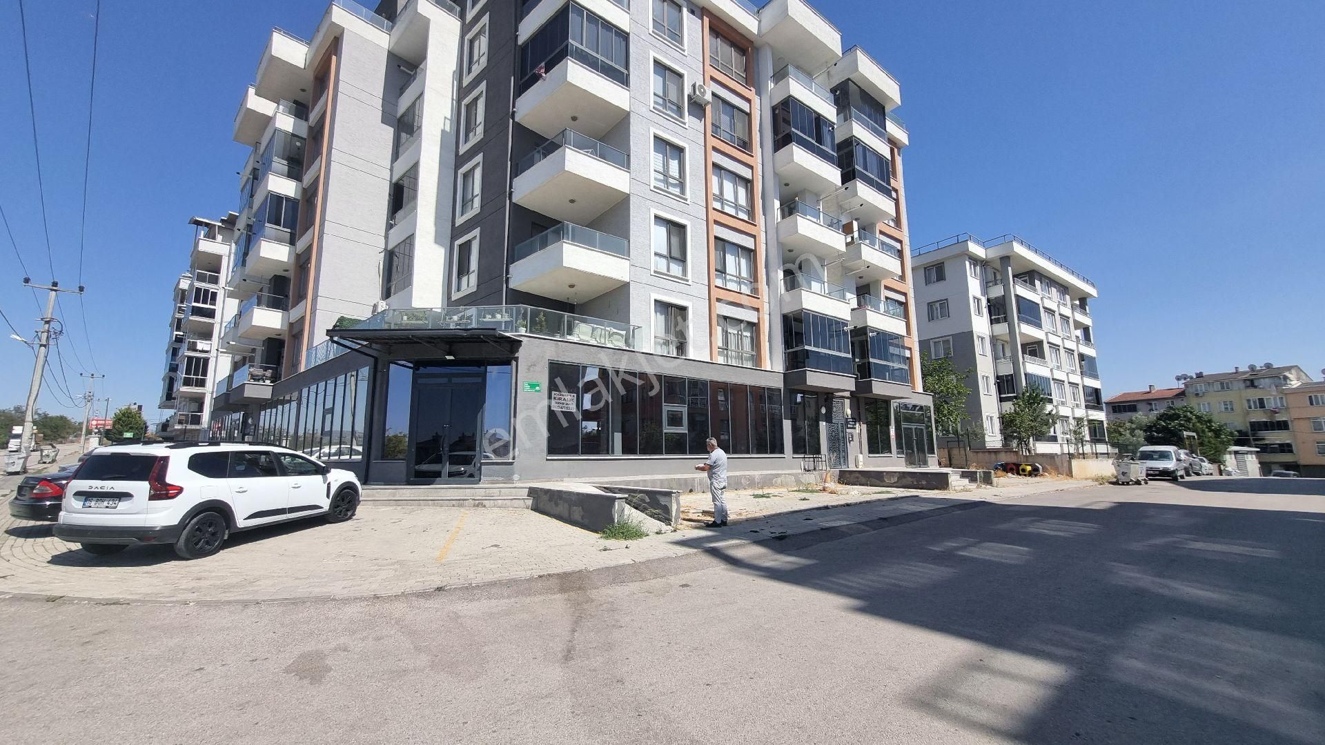 Bursa Osmangazi Geçit Mah. Otoban Cepheli Kiralık Köşe Dükkan - Görsel 17