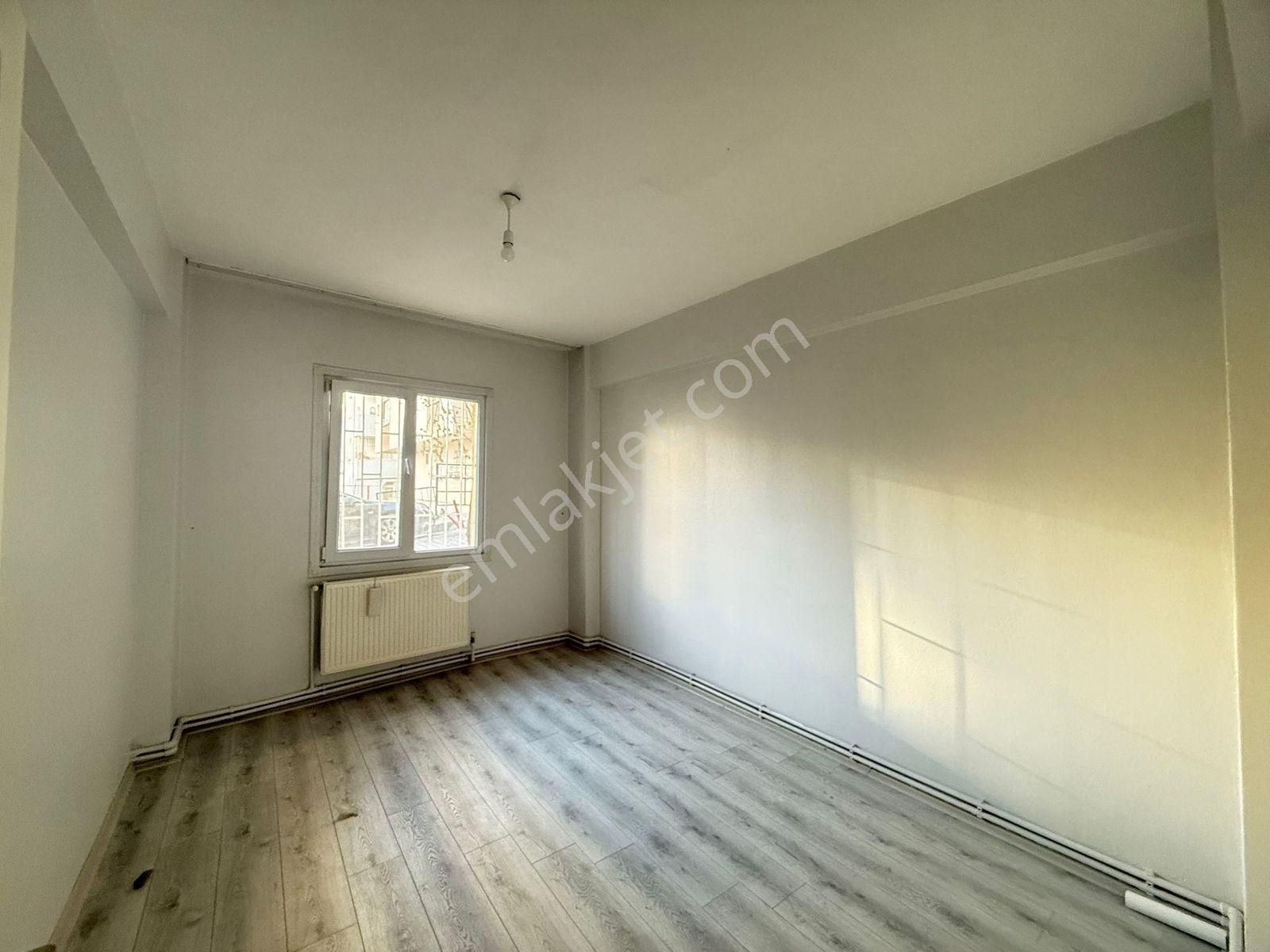 Bahçelievler Mustafa Kemal Paşa Cd'de 3+1 Full Yapılı Kiralık - Görsel 2