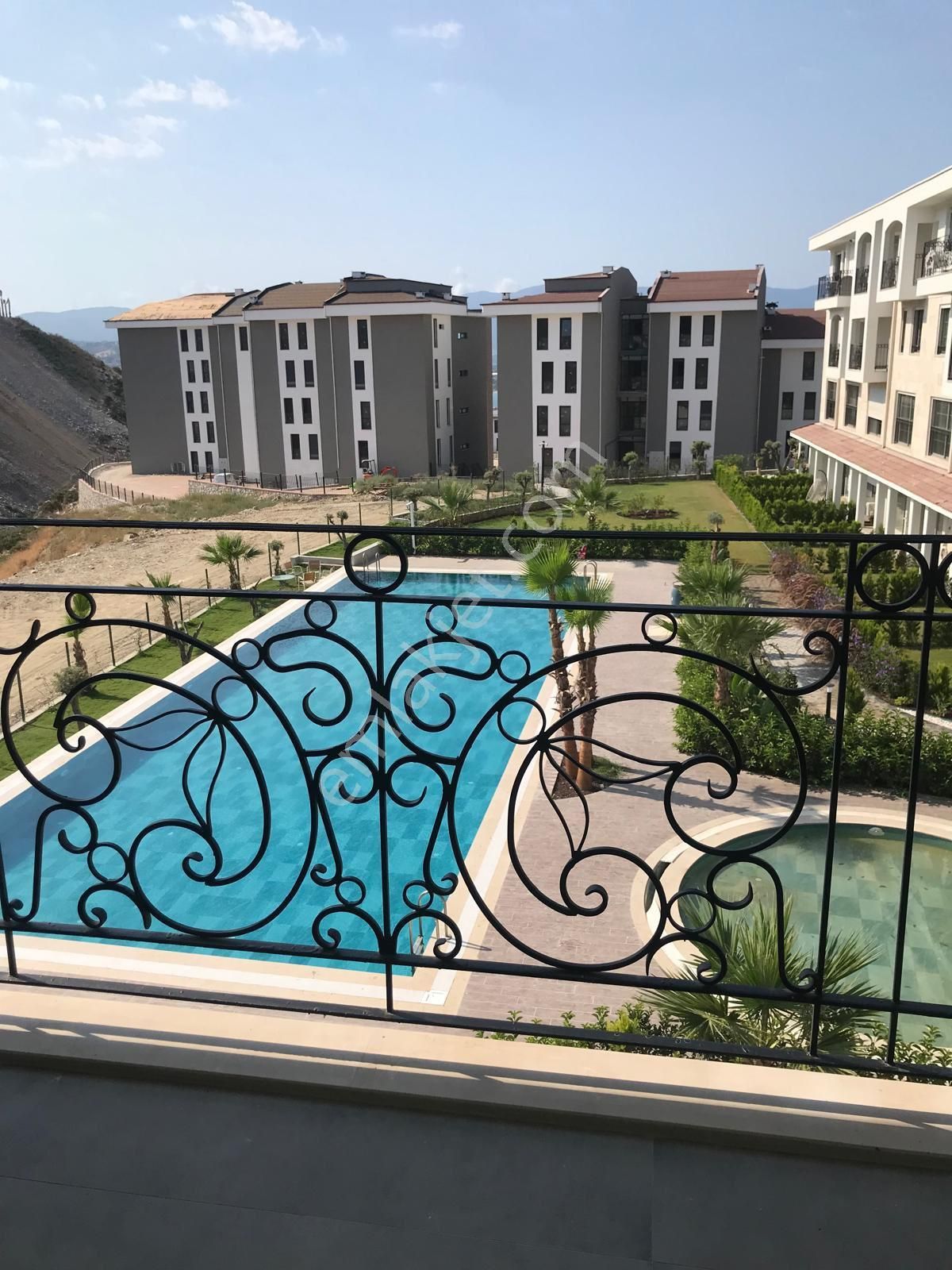 Değirmendere'de 3+1 Ara Kat Sıfır Satılık Daire - Görsel 29