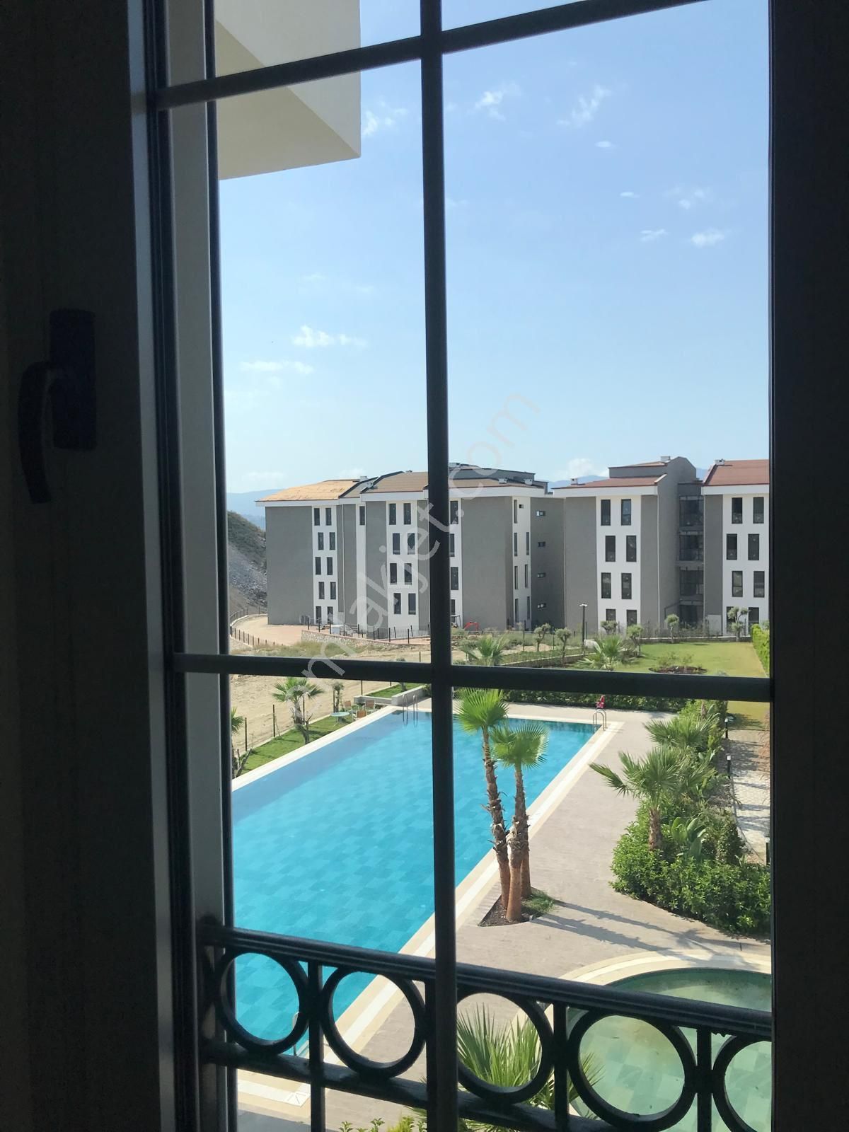 Değirmendere'de 3+1 Ara Kat Sıfır Satılık Daire - Görsel 18