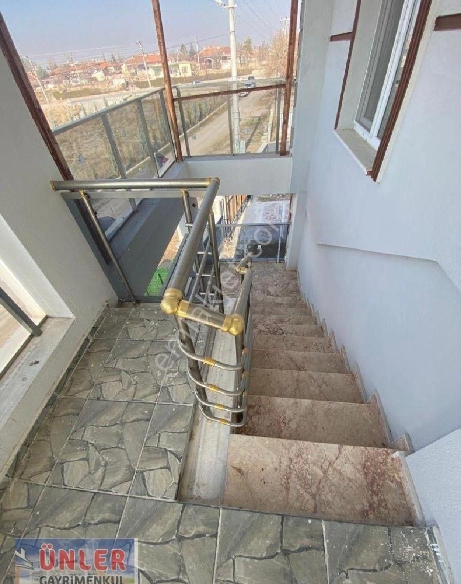 Satılık Müstakil 2 Katlı Evimiz 600 Metrekare Tek Tapulu Arsalı - Görsel 27