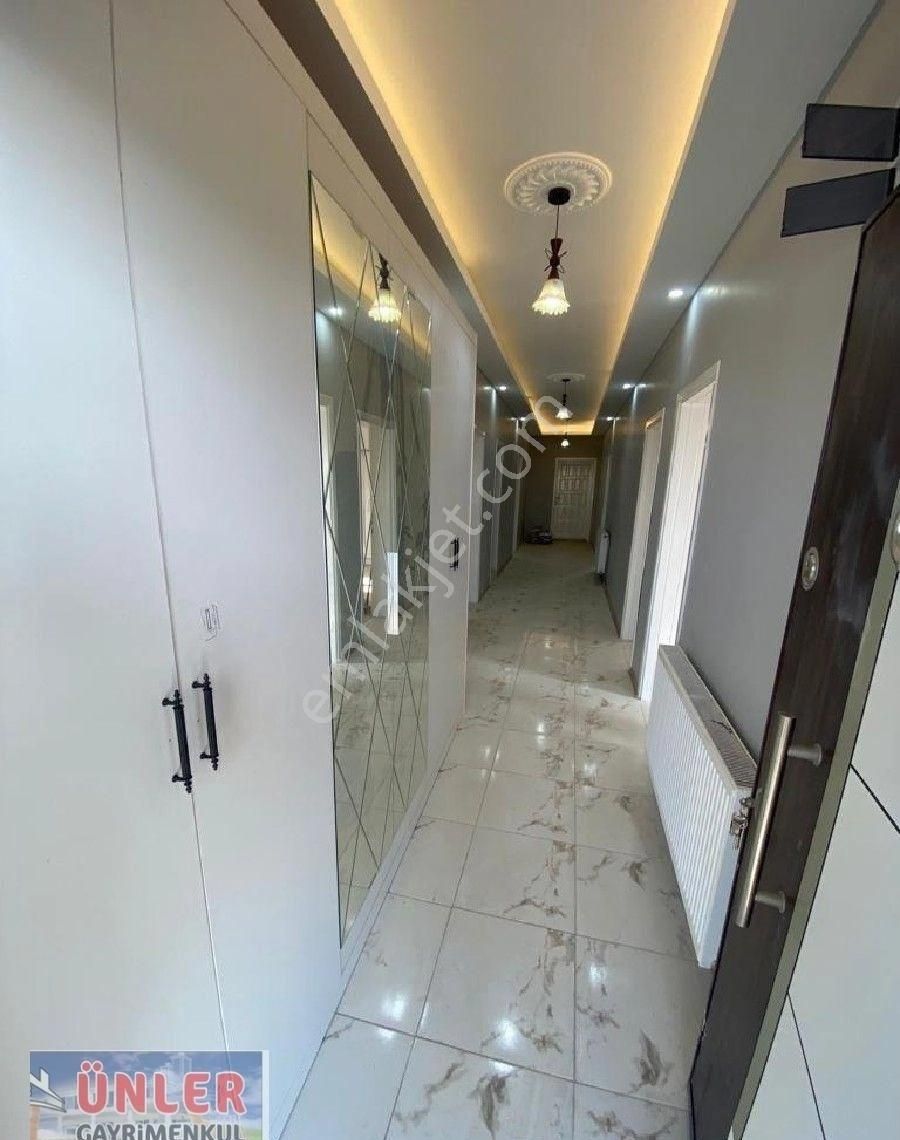 Satılık Müstakil 2 Katlı Evimiz 600 Metrekare Tek Tapulu Arsalı - Görsel 30