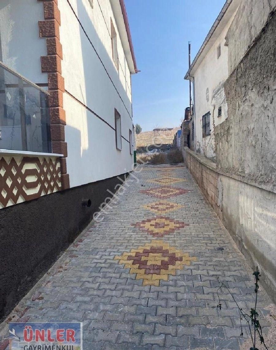 Satılık Müstakil 2 Katlı Evimiz 600 Metrekare Tek Tapulu Arsalı - Görsel 8