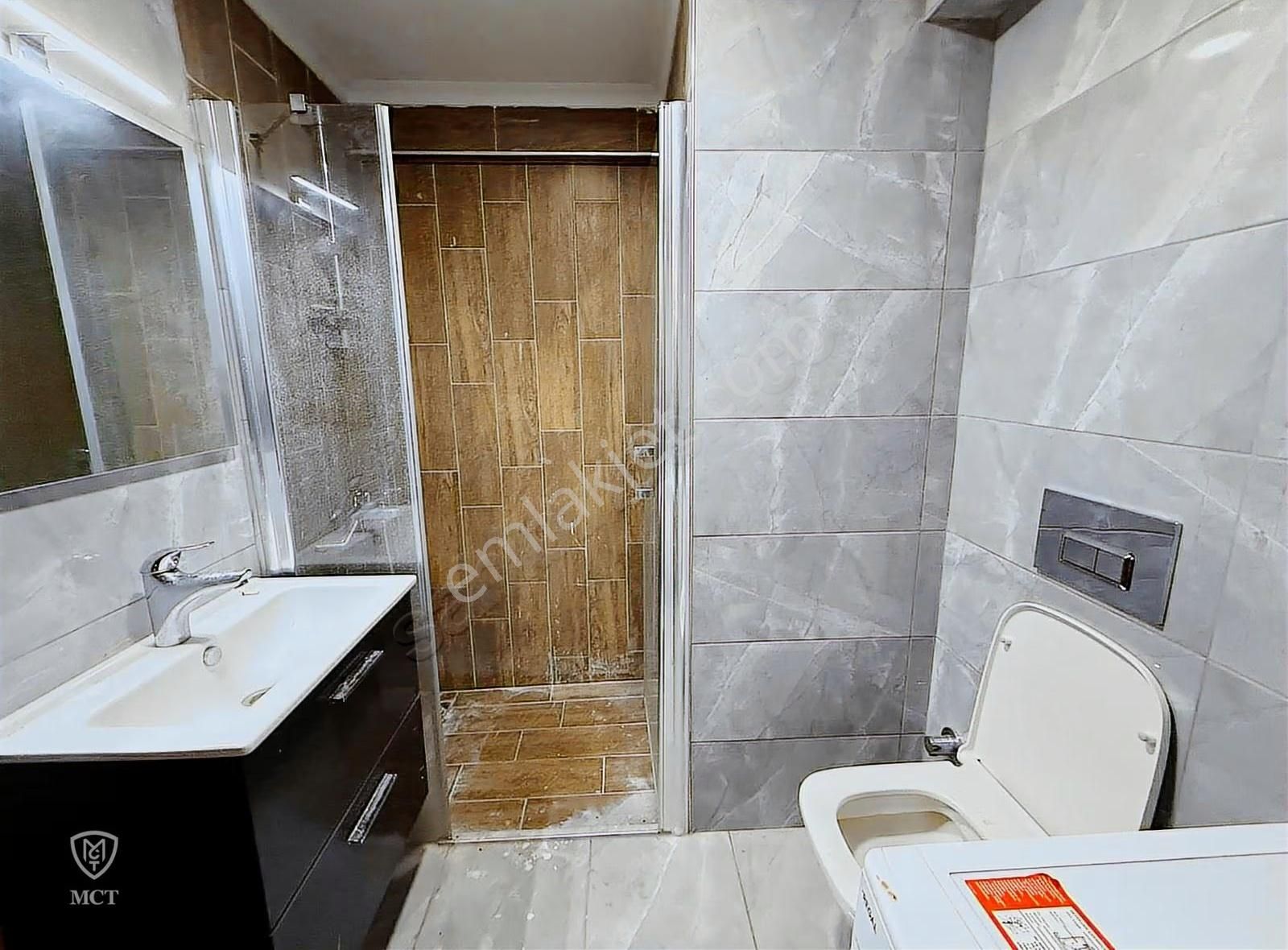 Mct'den Havuzlu Güvenlikli Site İçi 2+1 Kiralık Daire - Görsel 3