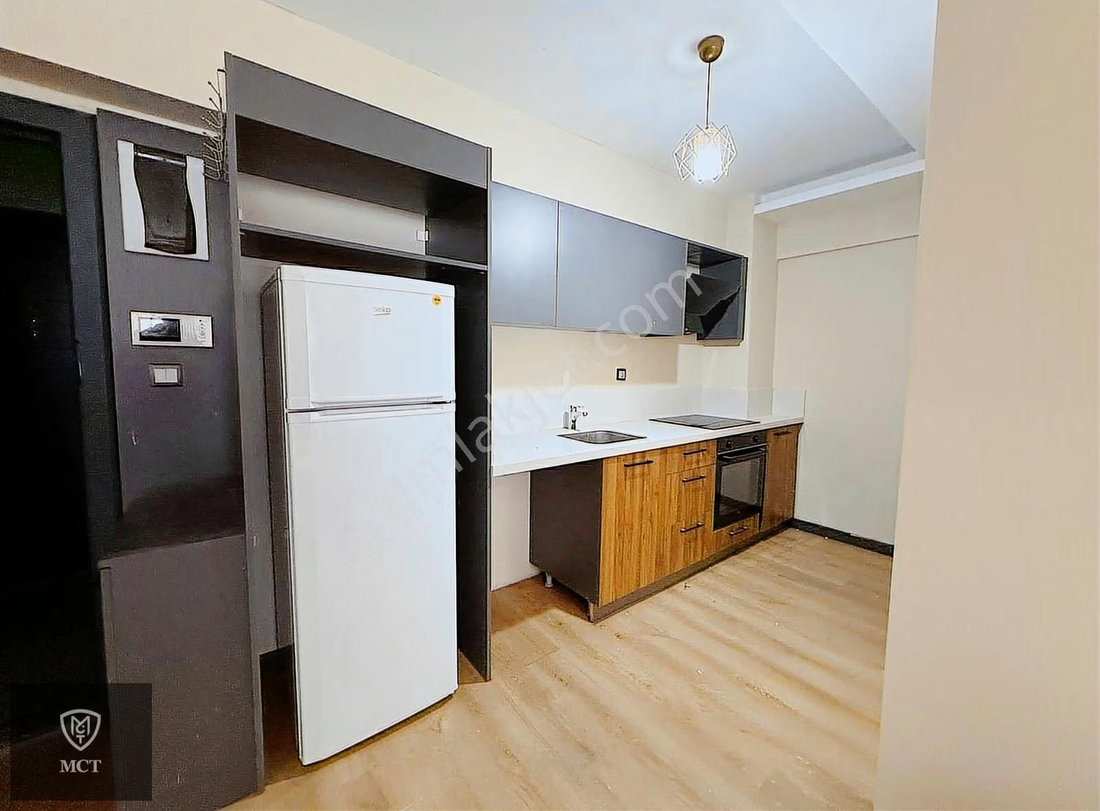 Mct'den Havuzlu Güvenlikli Site İçi 2+1 Kiralık Daire - Görsel 7