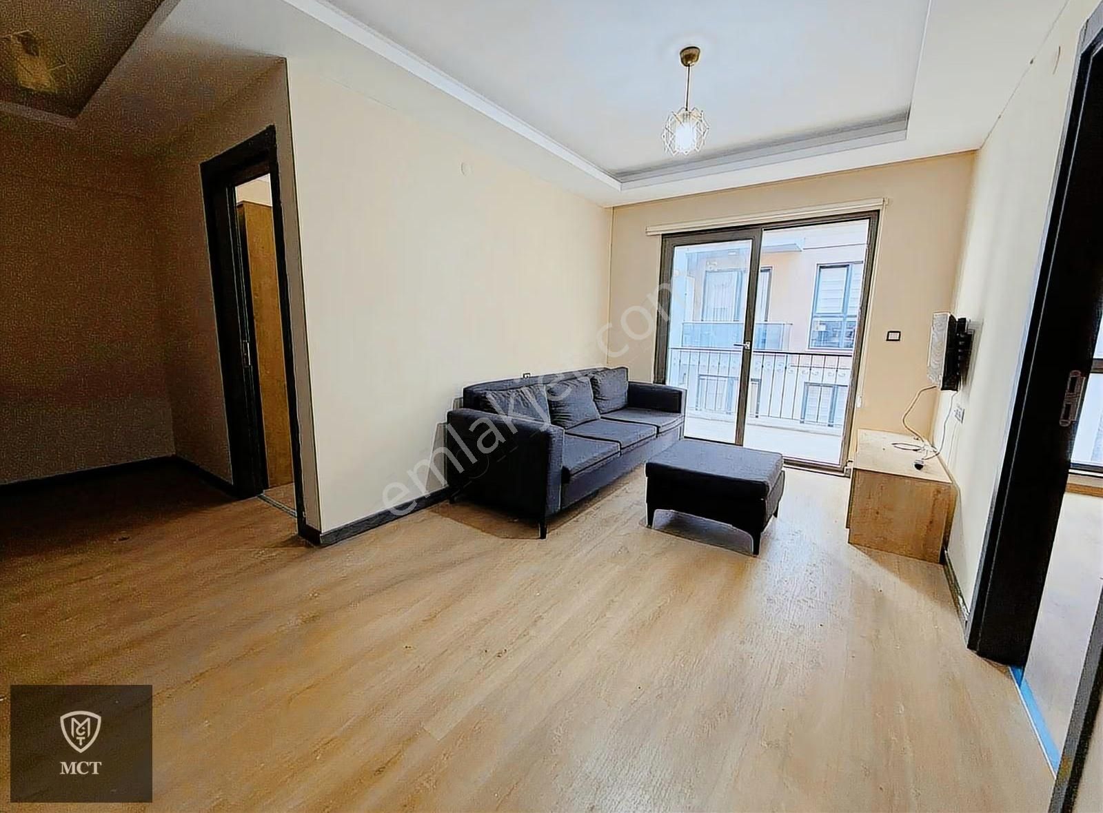 Mct'den Havuzlu Güvenlikli Site İçi 2+1 Kiralık Daire - Görsel 4