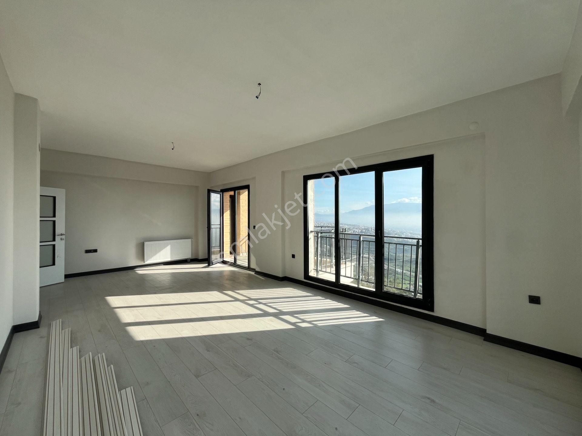 Bayraklı Şehir Hastanesi Yakını Toki Konutları Sıfır 3+1 Kiralık Daire - Görsel 3