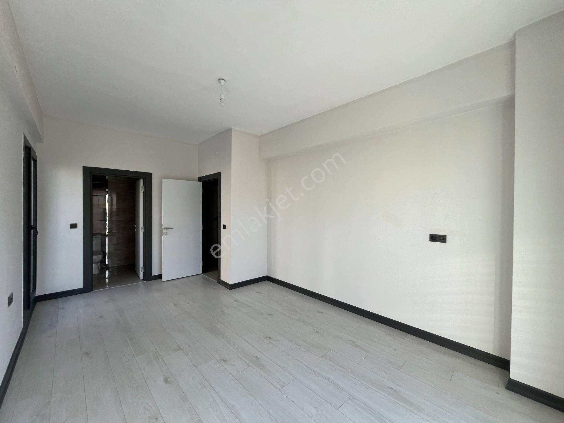 Bayraklı Şehir Hastanesi Yakını Toki Konutları Sıfır 3+1 Kiralık Daire - Görsel 30