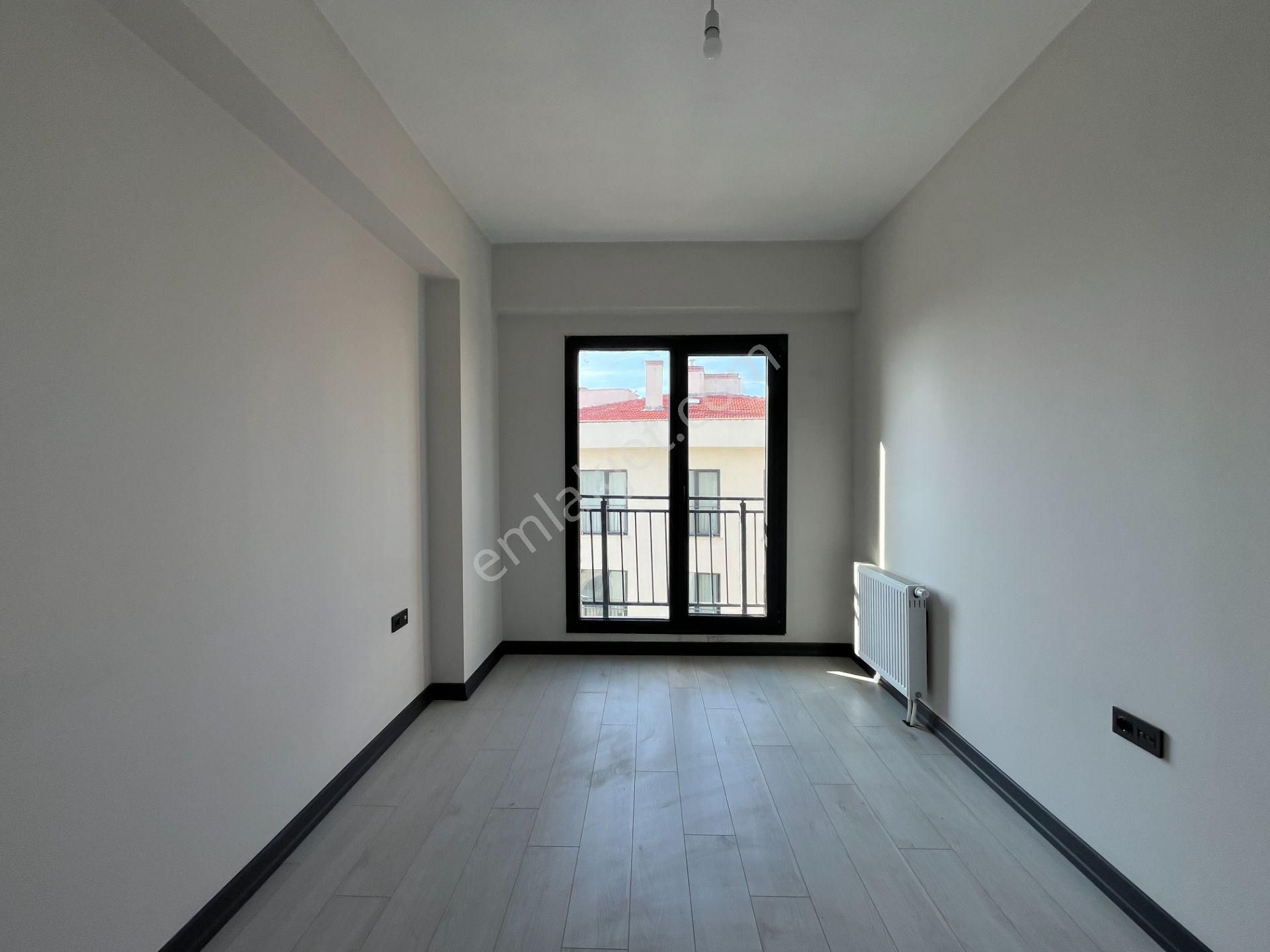 Bayraklı Şehir Hastanesi Yakını Toki Konutları Sıfır 3+1 Kiralık Daire - Görsel 35