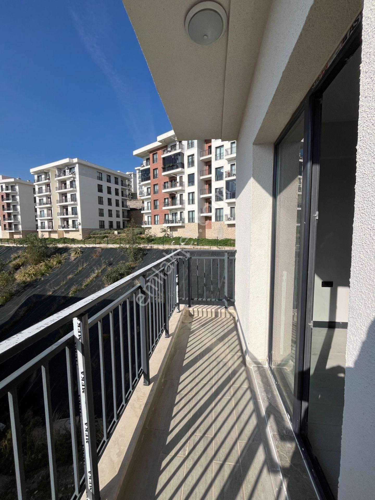 Bayraklı Şehir Hastanesi Yakını Toki Konutları Sıfır 3+1 Kiralık Daire - Görsel 33