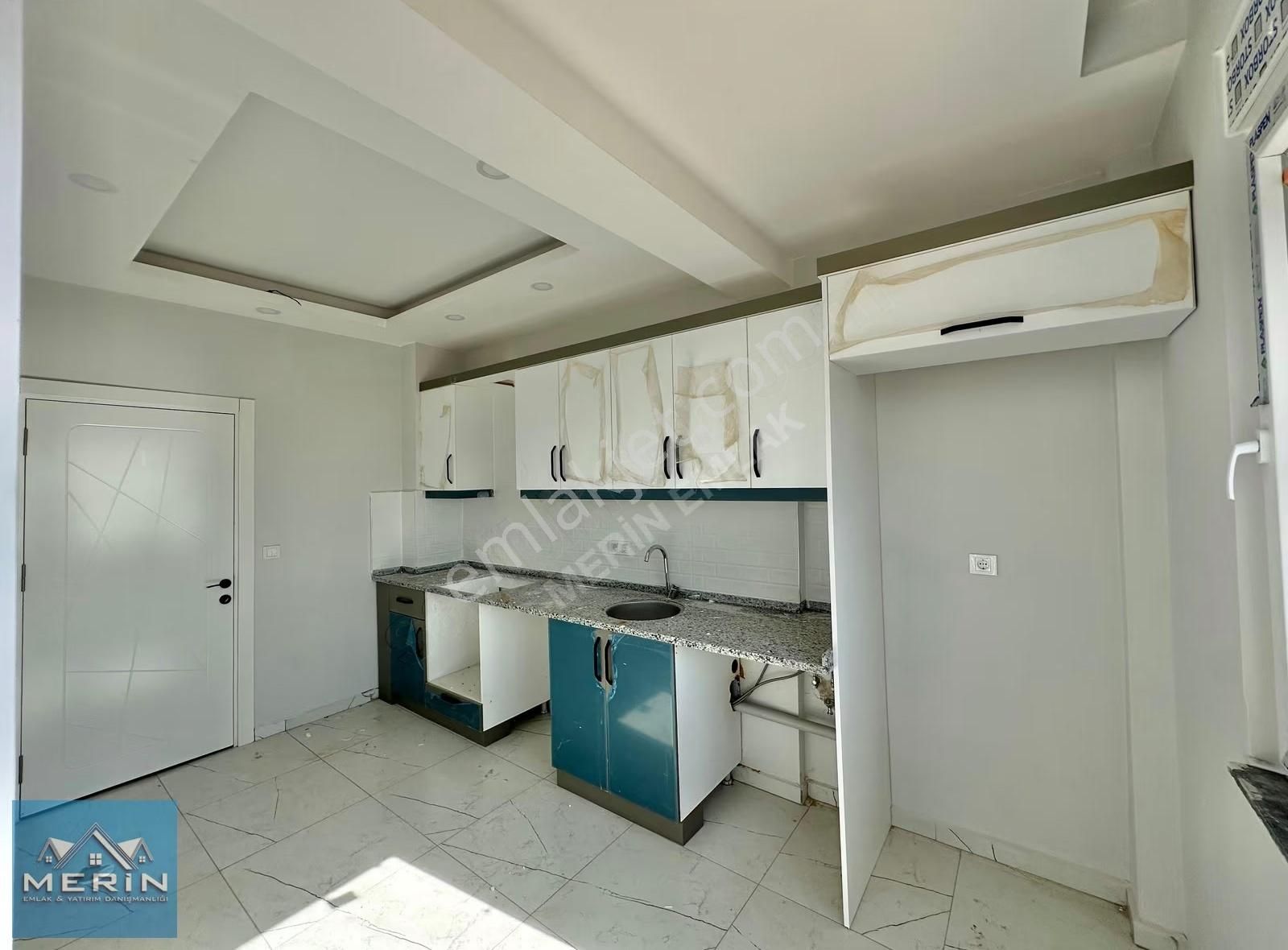 Demirelde Sıfır Arakat Ayrı Mutfaklı Asansörlü Satılık 2+1 Daire - Görsel 2