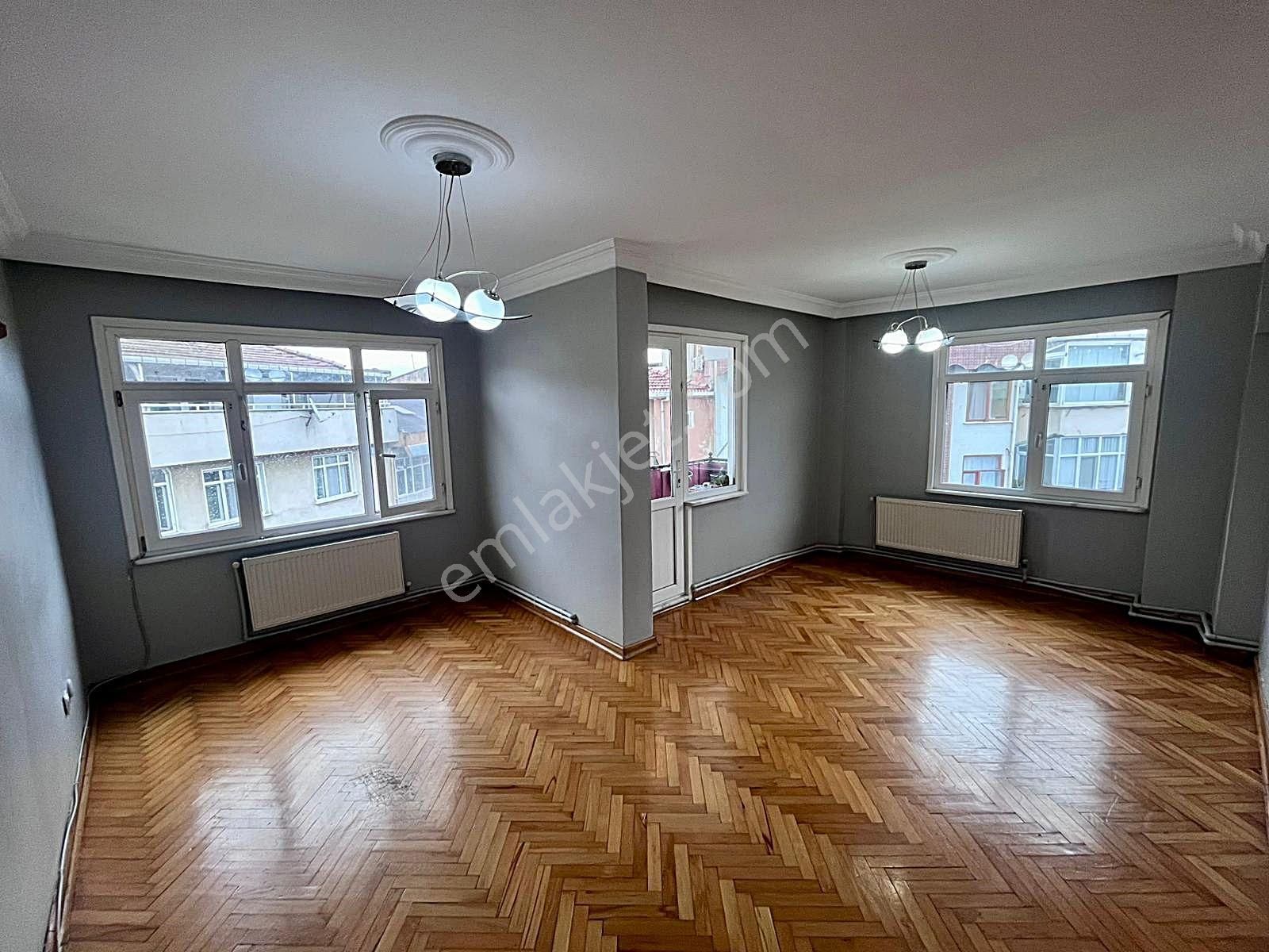 Deva Dan Nezih Muhit Doğancılarda 3+1 Balkonlu Geniş Temiz Daire