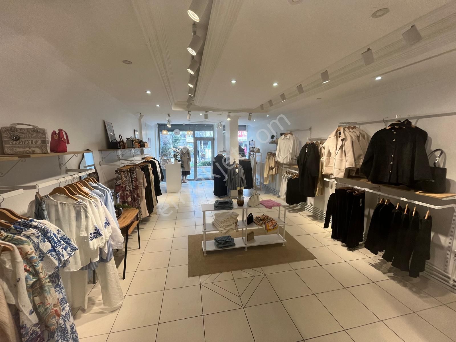 Çelik Emlak'tan Atatürk Mh. 75m2 Çarşı İçi Merkez'de Kiralık Dükkan - Görsel 25