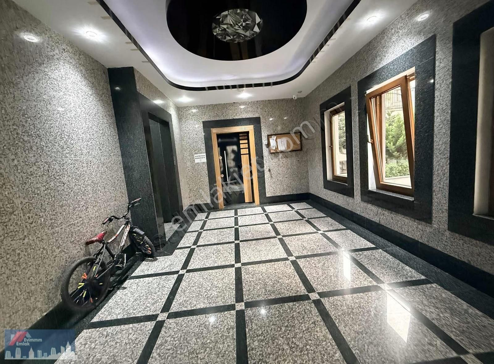 Ümraniye Elmalıkent Mh.2+1 Kapalı Otoparklı Site İçinde Satılık - Görsel 2