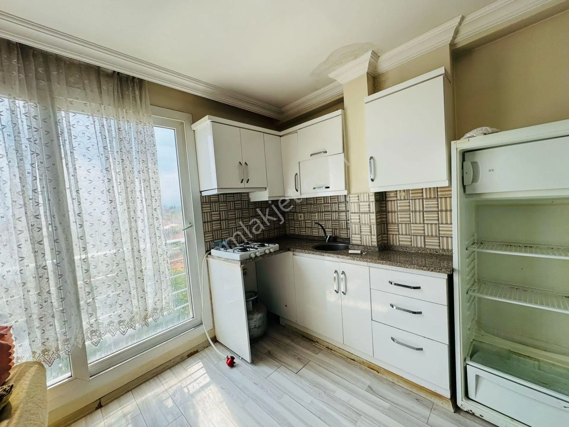 📣 📣 Sümer Mahallesinde 1+1 Eşyalı Kiralık Daire 📣 📣 - Görsel 5