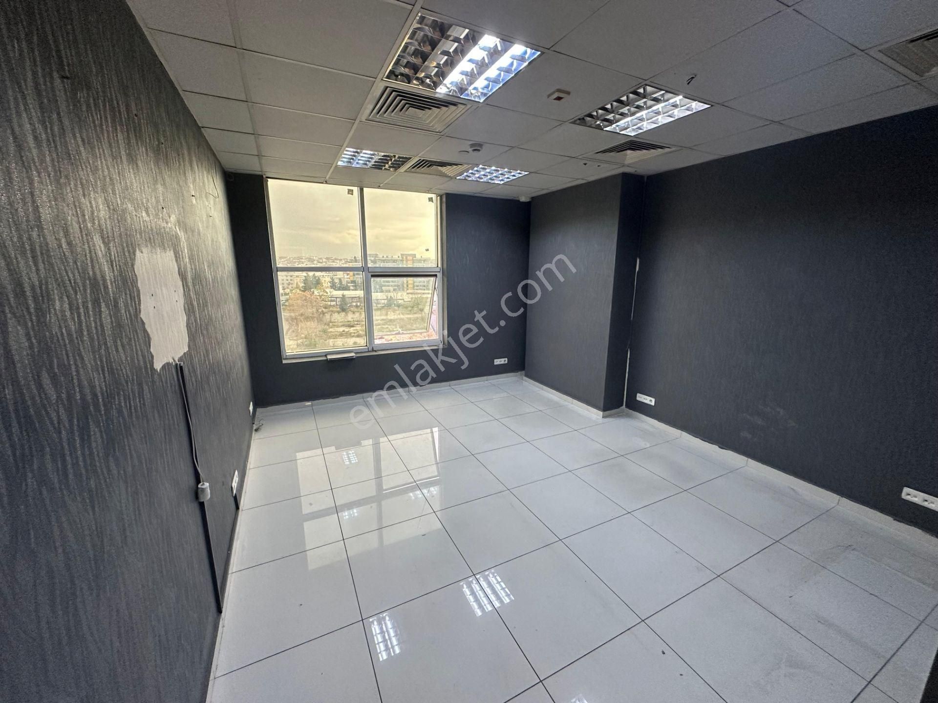 Yenibosna İstanbul Vizyonpark Ofis Plazalarında 30 M2 Kiralık Ofis Plaza Katı - Görsel 29