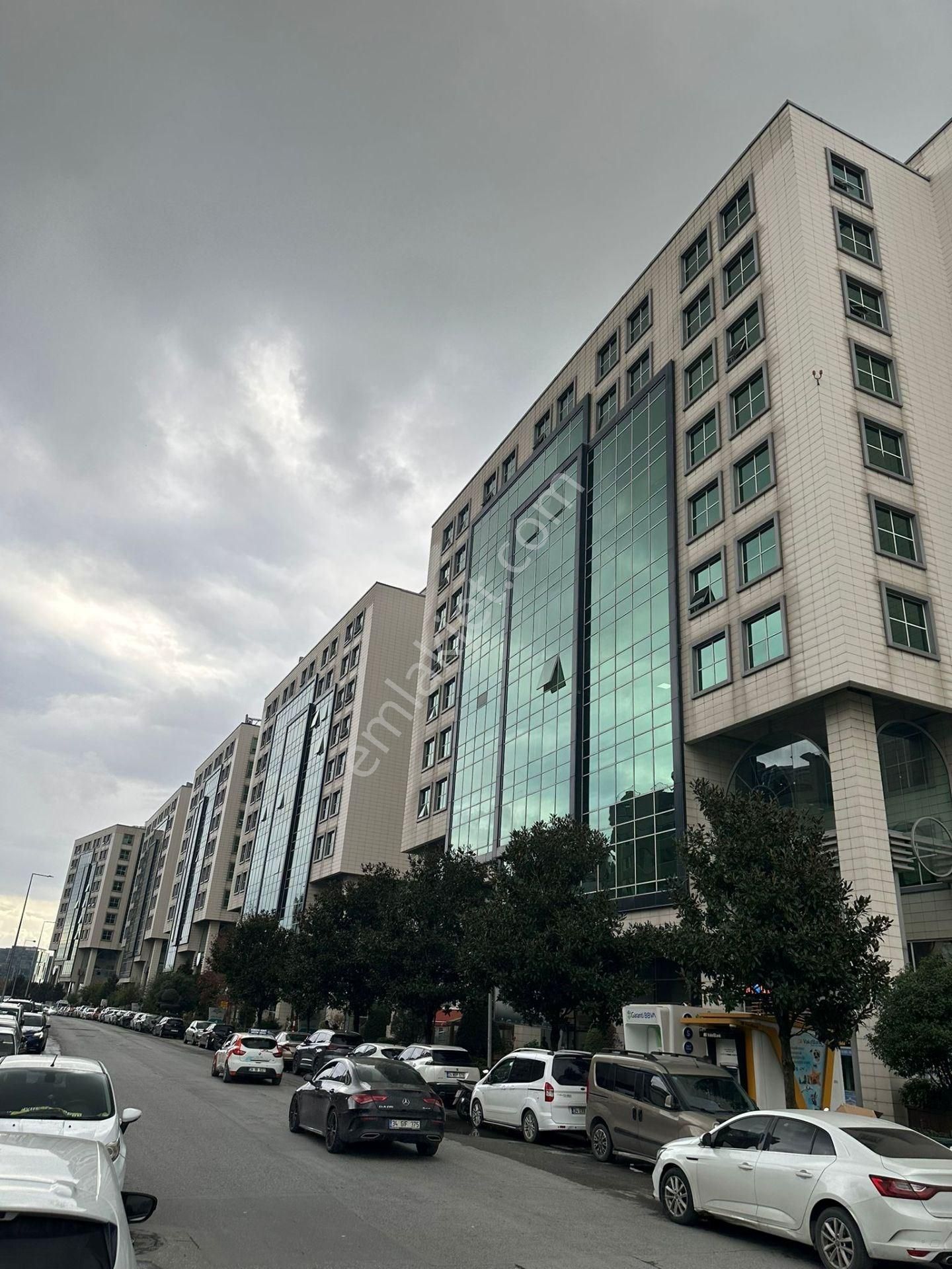 Yenibosna İstanbul Vizyonpark Ofis Plazalarında 30 M2 Kiralık Ofis Plaza Katı - Görsel 8