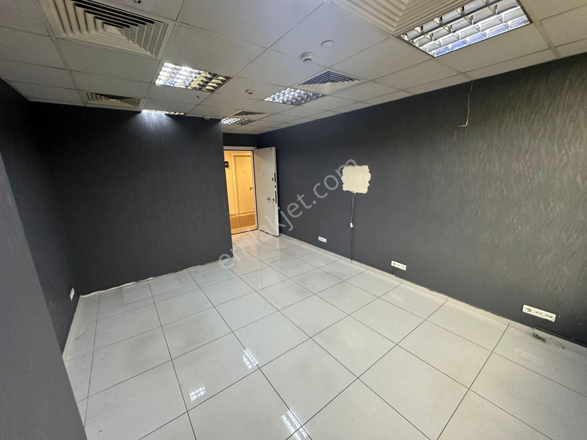 Yenibosna İstanbul Vizyonpark Ofis Plazalarında 30 M2 Kiralık Ofis Plaza Katı - Görsel 30