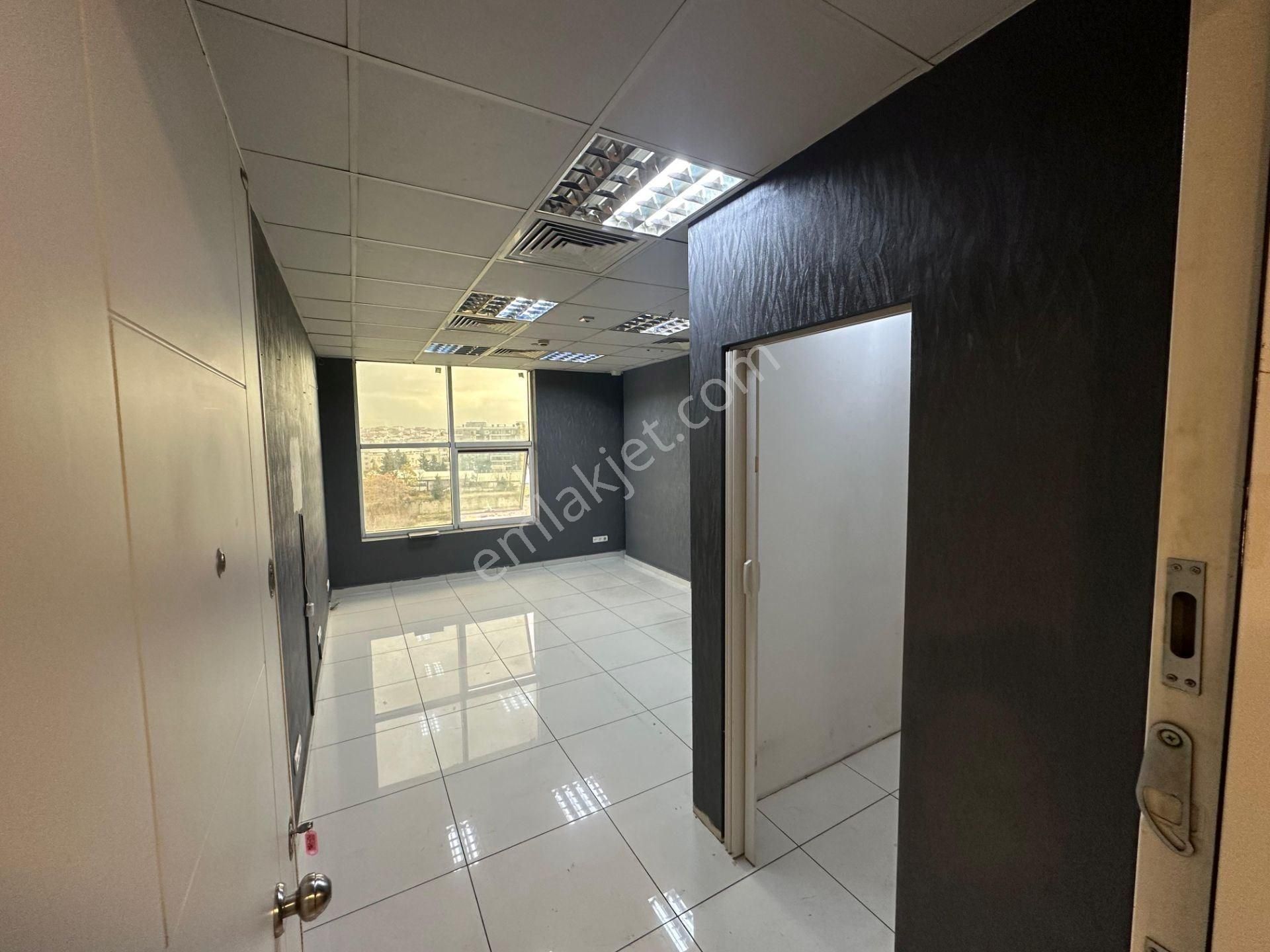 Yenibosna İstanbul Vizyonpark Ofis Plazalarında 30 M2 Kiralık Ofis Plaza Katı - Görsel 16