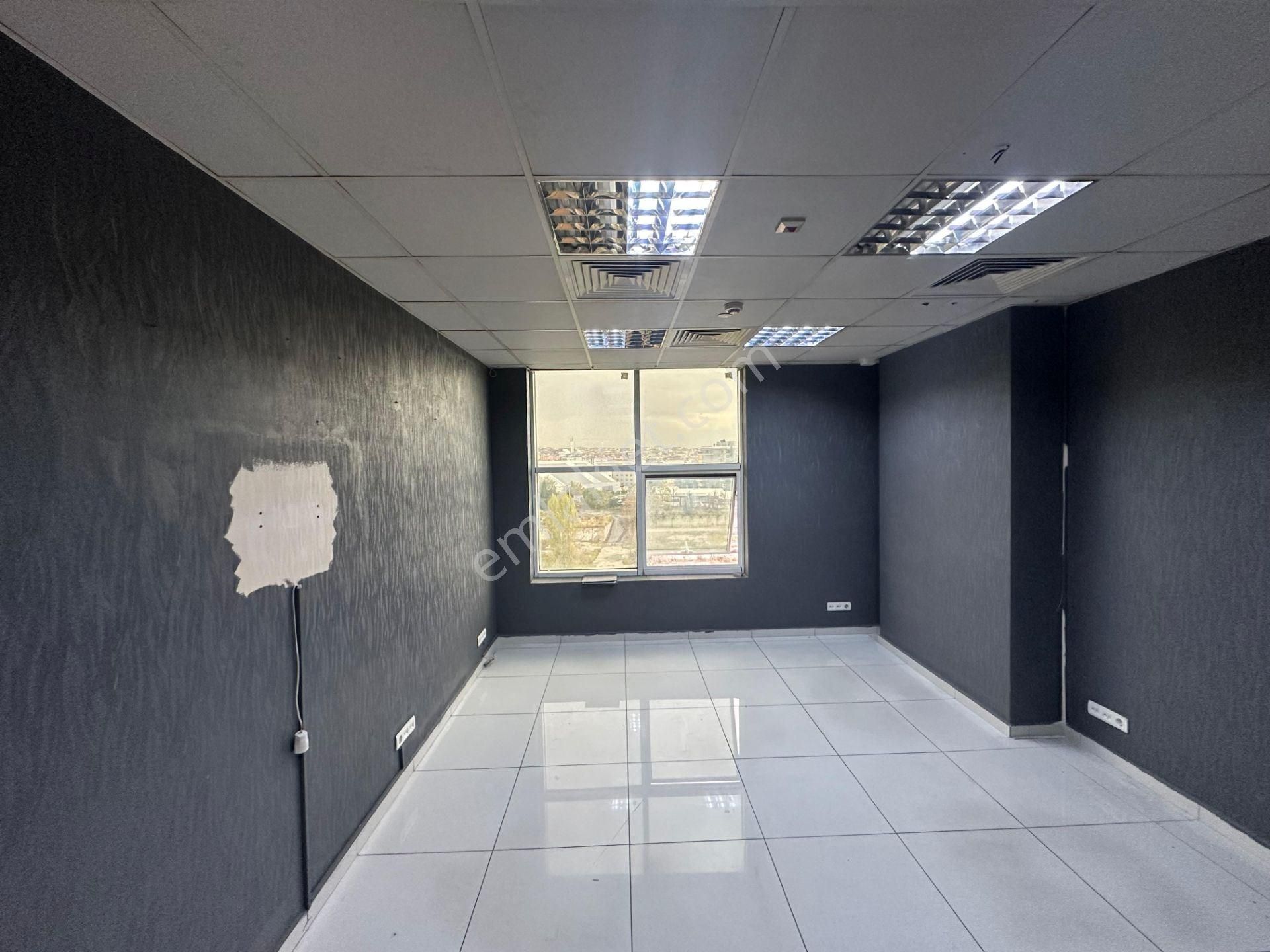 Yenibosna İstanbul Vizyonpark Ofis Plazalarında 30 M2 Kiralık Ofis Plaza Katı - Görsel 26