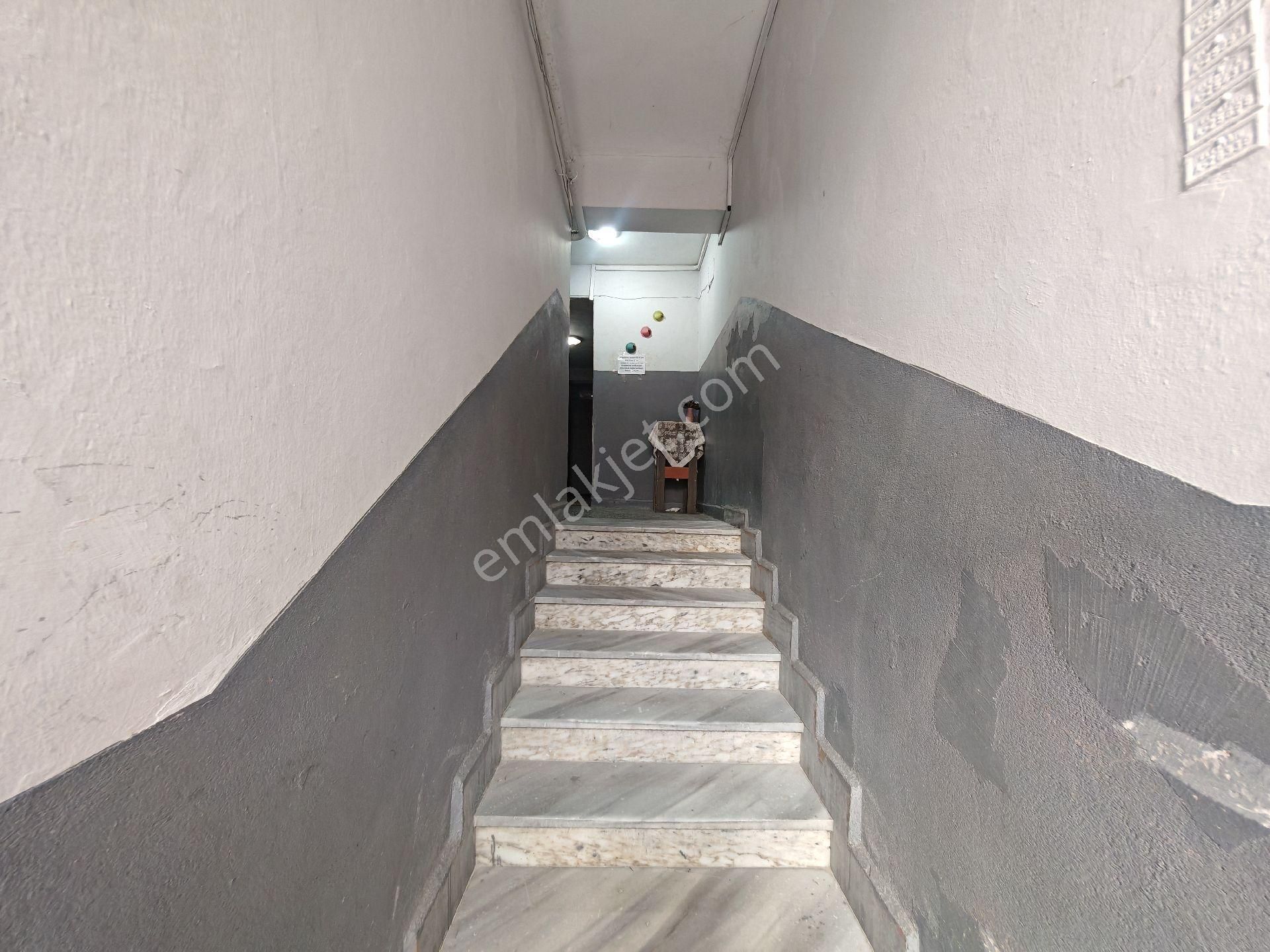 Remax Mavı'den Çark Cad.another World Cafe Karşısı Kıralık Daıre - Görsel 22