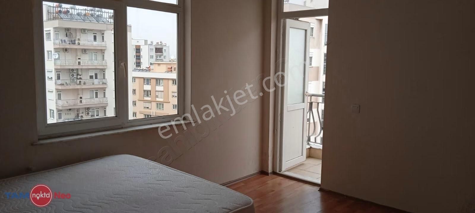 Yalı Caddesinde Havuzlu Sitede 3+1 Kiralık Daire - Görsel 9