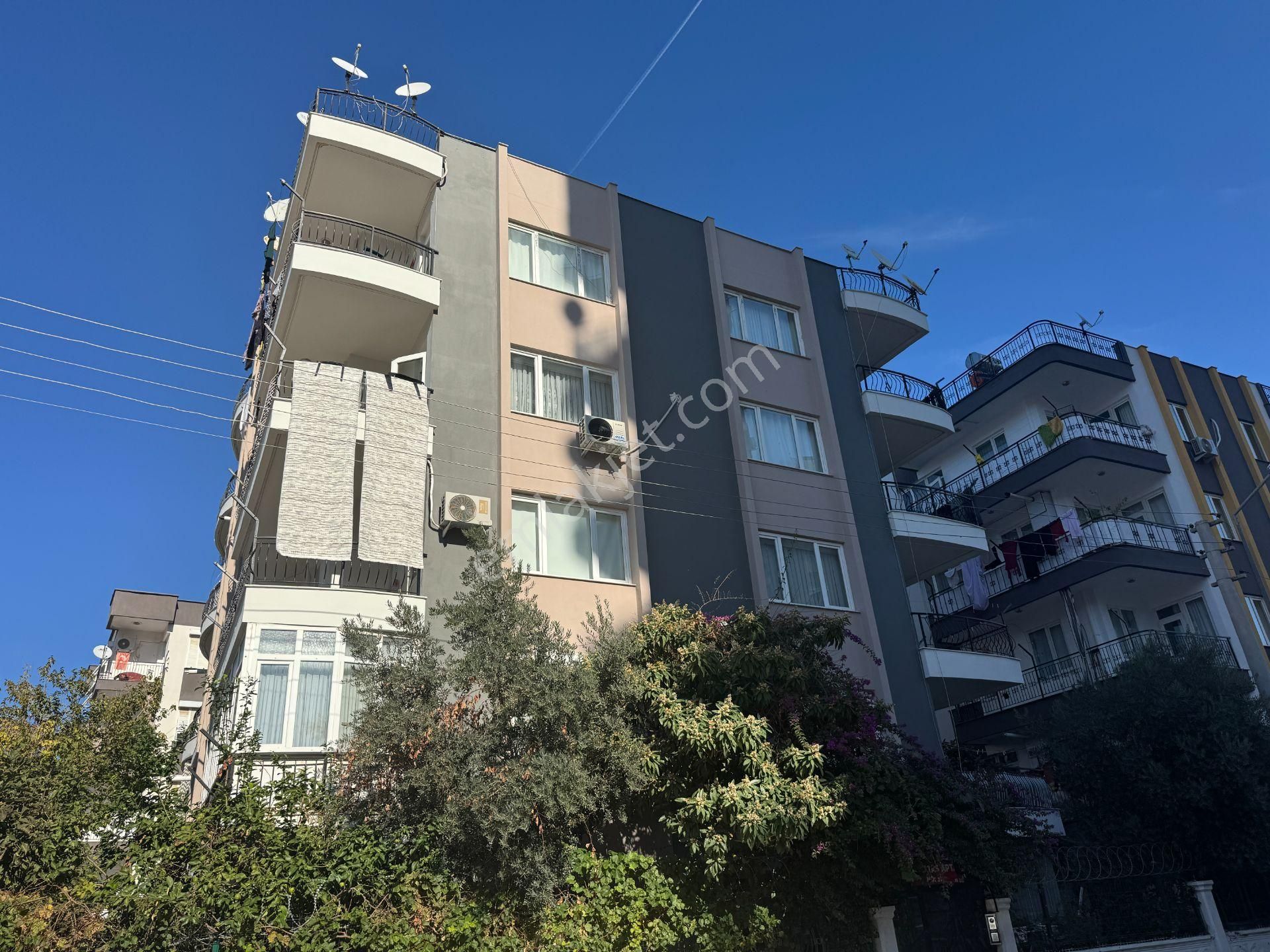 Kızılarıkta Arakatta Köşebaşı Fırsat 3+1 Daire - Görsel 33