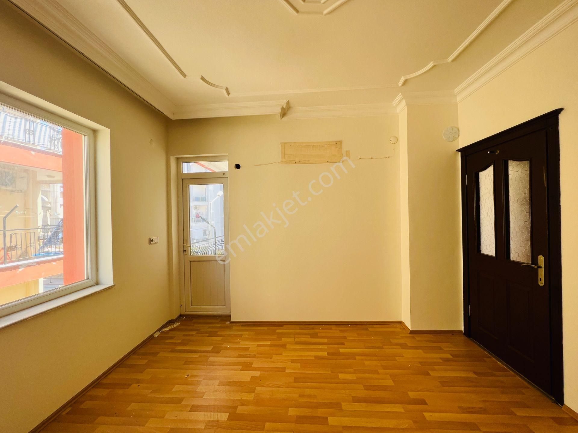 Kızılarıkta Arakatta Köşebaşı Fırsat 3+1 Daire - Görsel 12