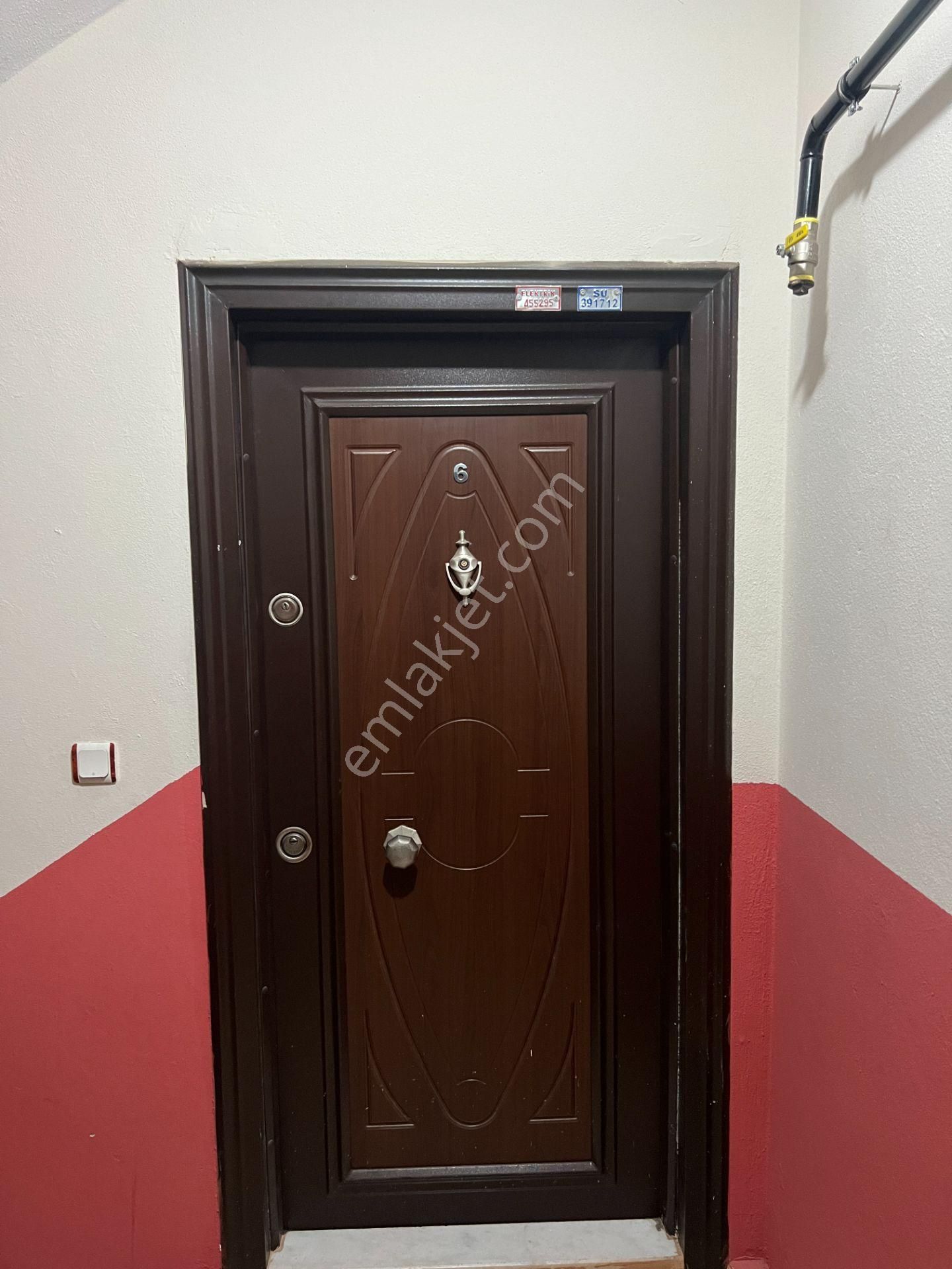 Kızılarıkta Arakatta Köşebaşı Fırsat 3+1 Daire - Görsel 30